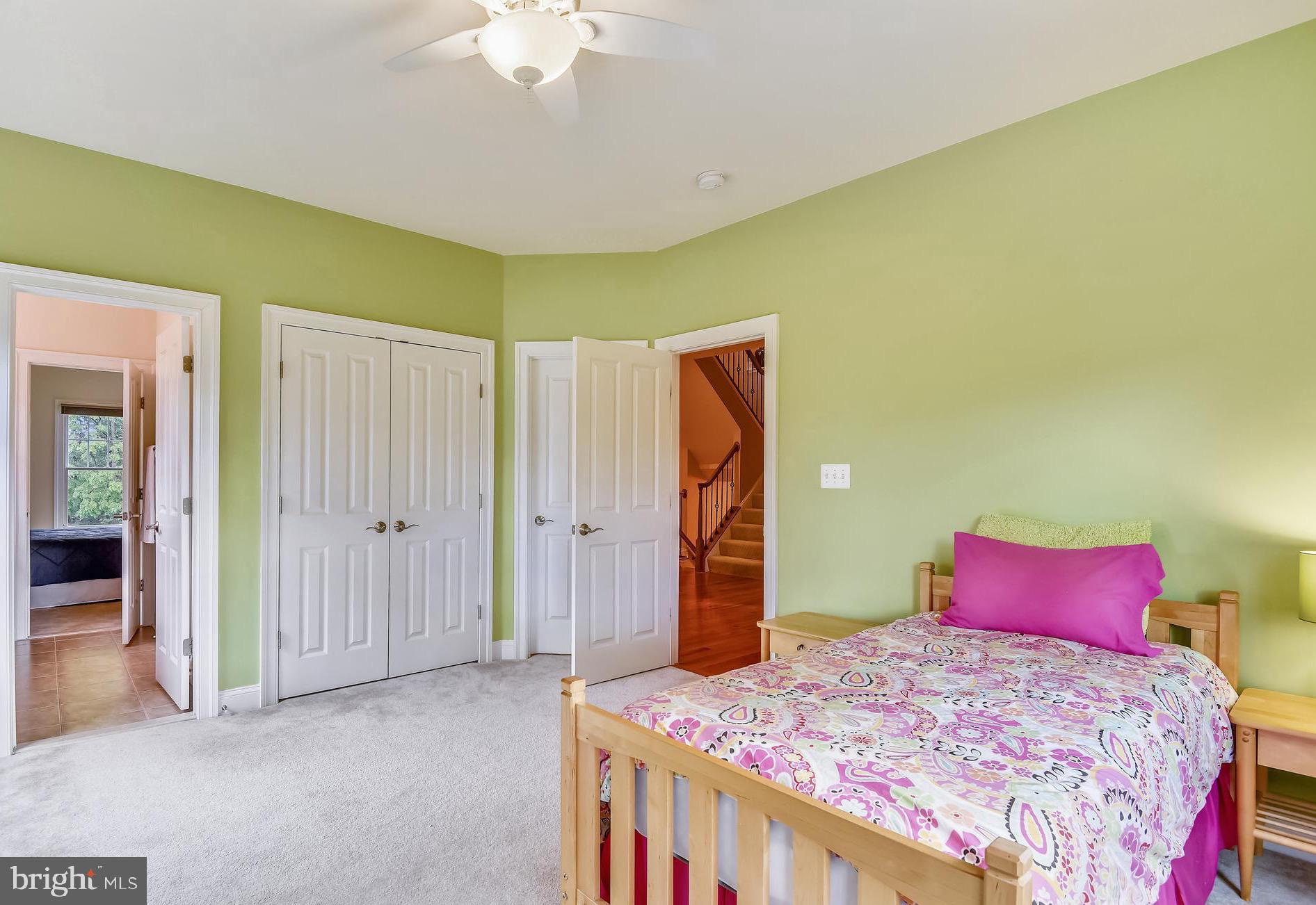 CREEK CROSSING VILLA - Residential