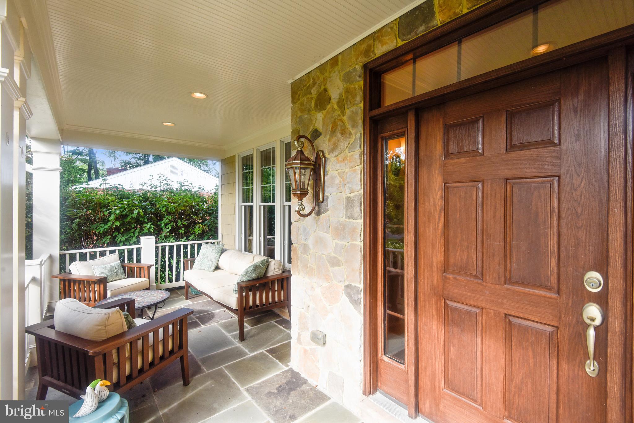 CREEK CROSSING VILLA - Residential