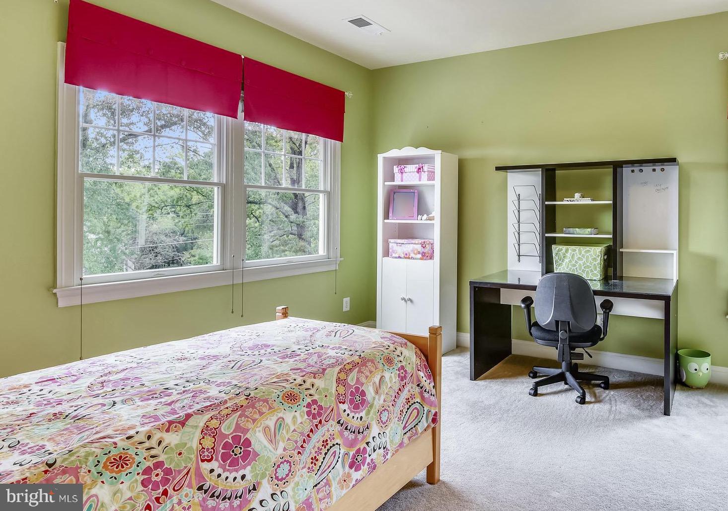 CREEK CROSSING VILLA - Residential