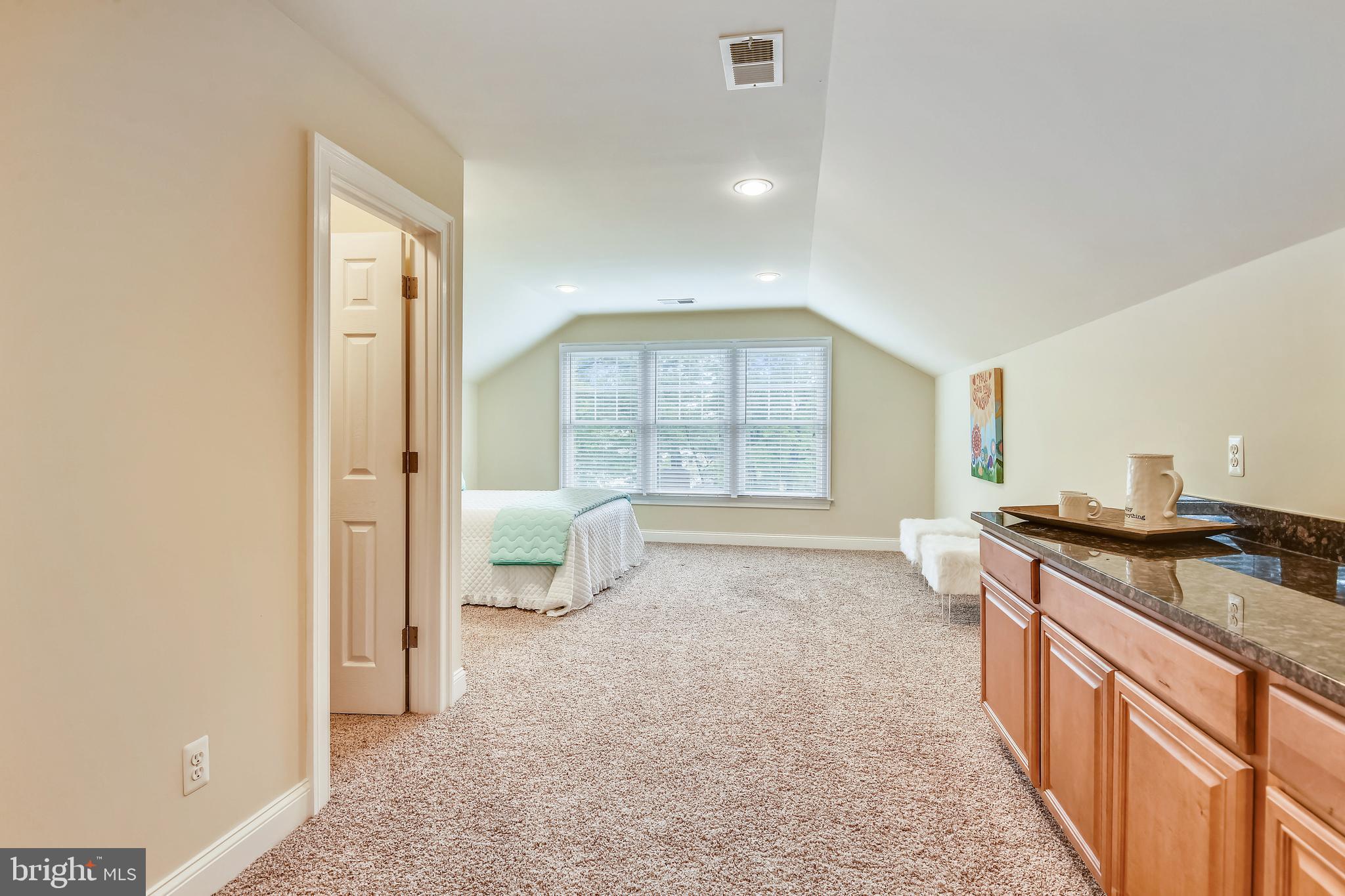 CREEK CROSSING VILLA - Residential