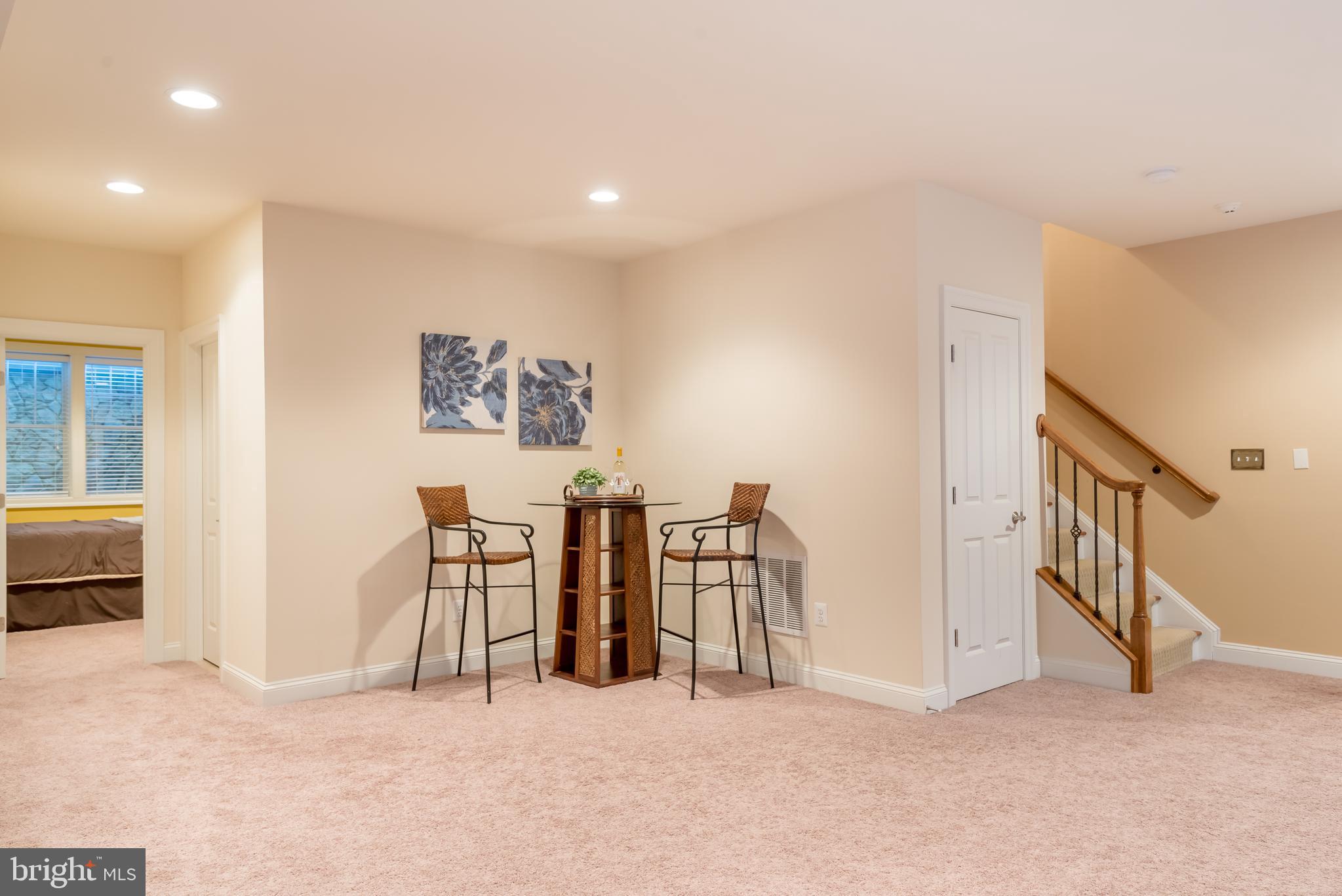 CREEK CROSSING VILLA - Residential