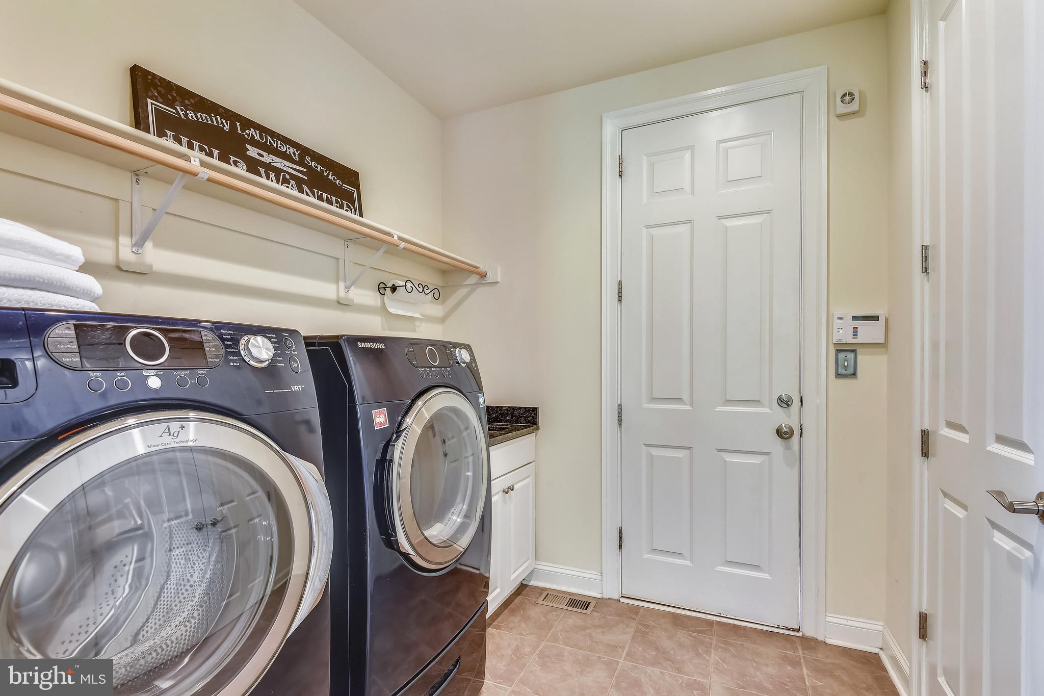 CREEK CROSSING VILLA - Residential