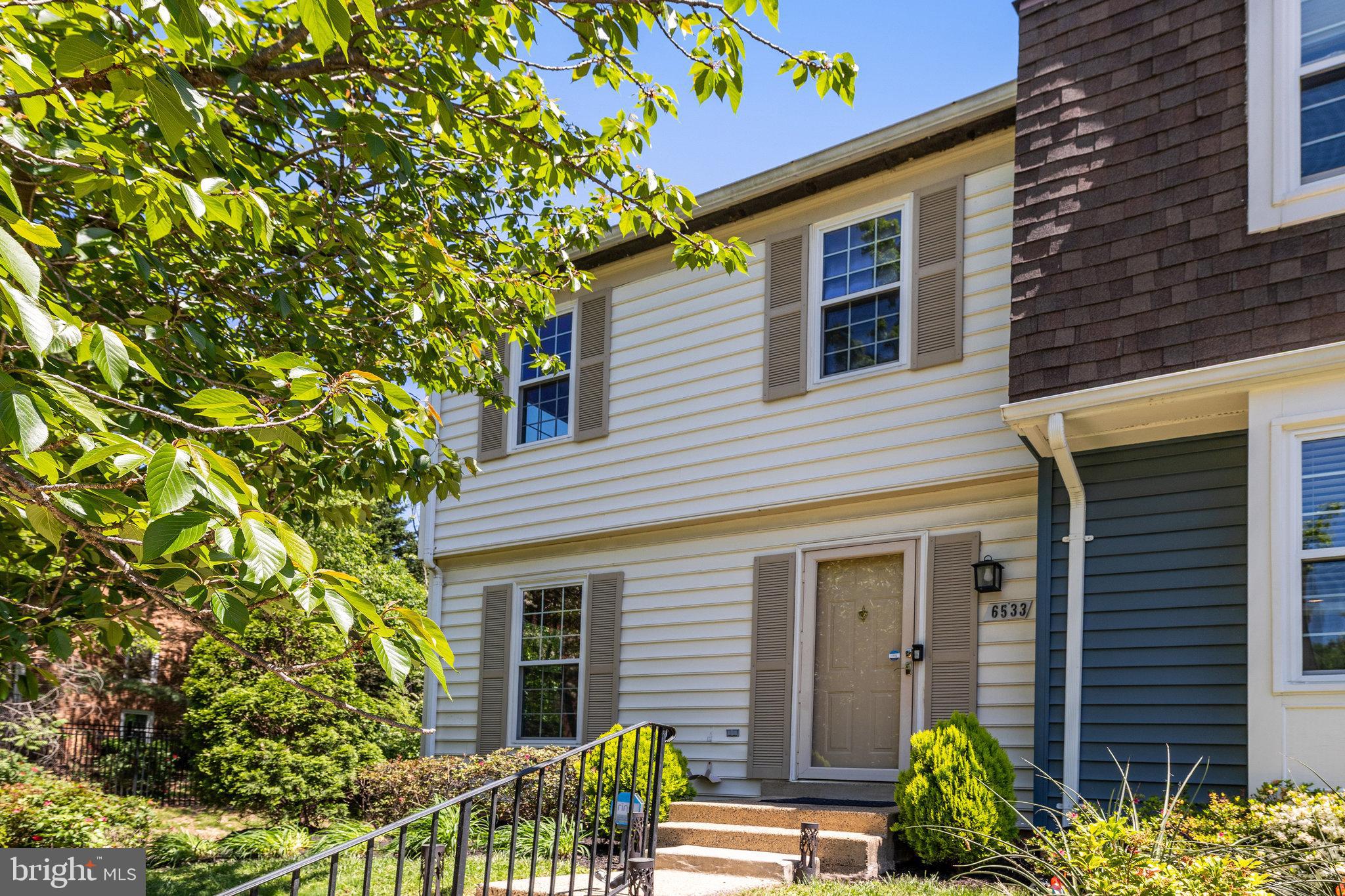 FRANCONIA COMMONS - Residential