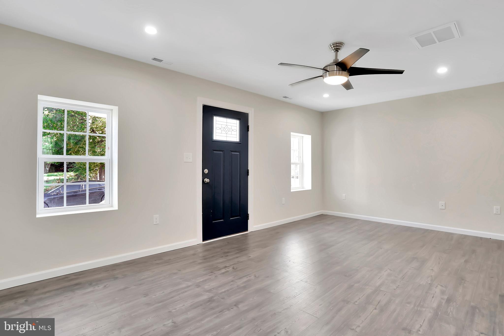 DOWNTOWN MARTINSBURG - Residential