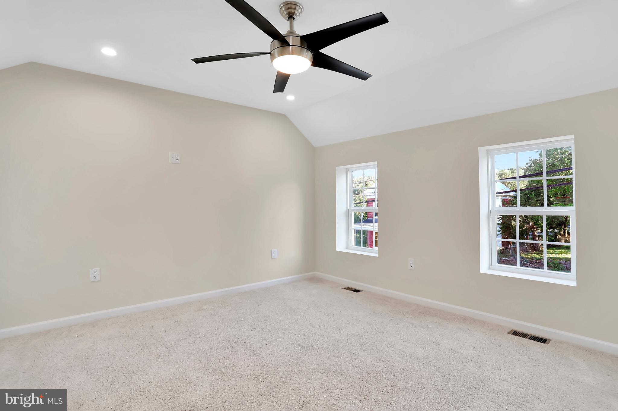 DOWNTOWN MARTINSBURG - Residential