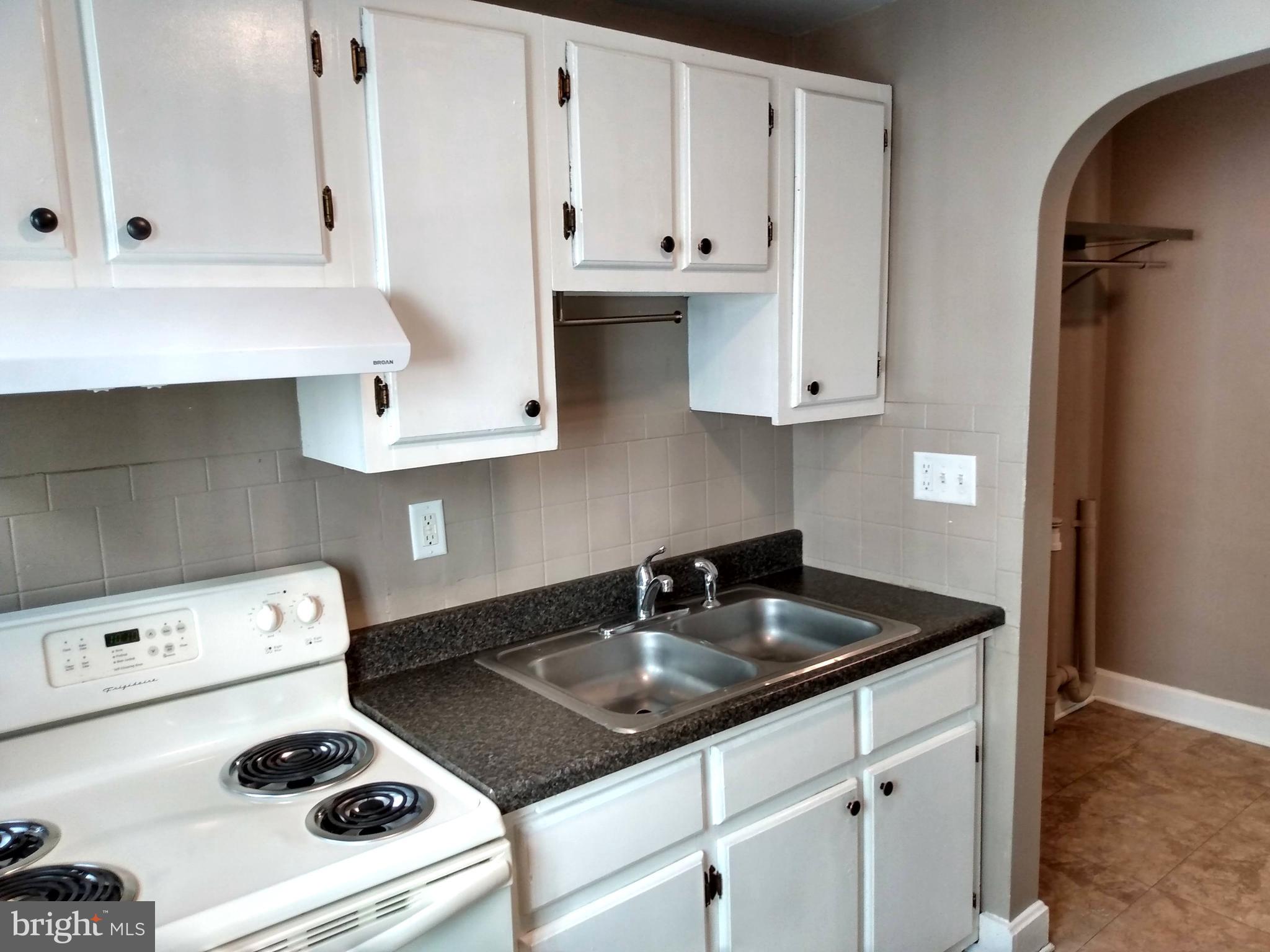 COLDBROOK - Residential Lease