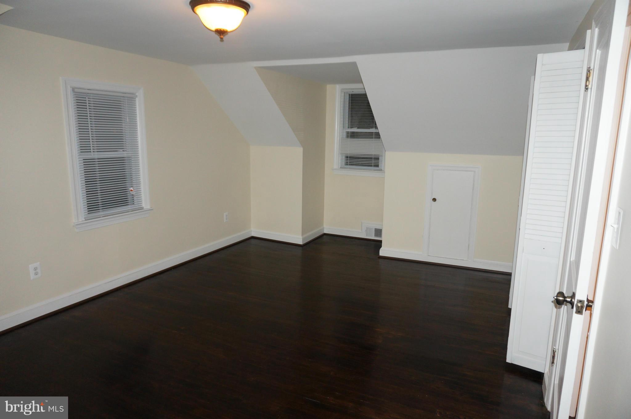 ROGERS HEIGHTS - Residential