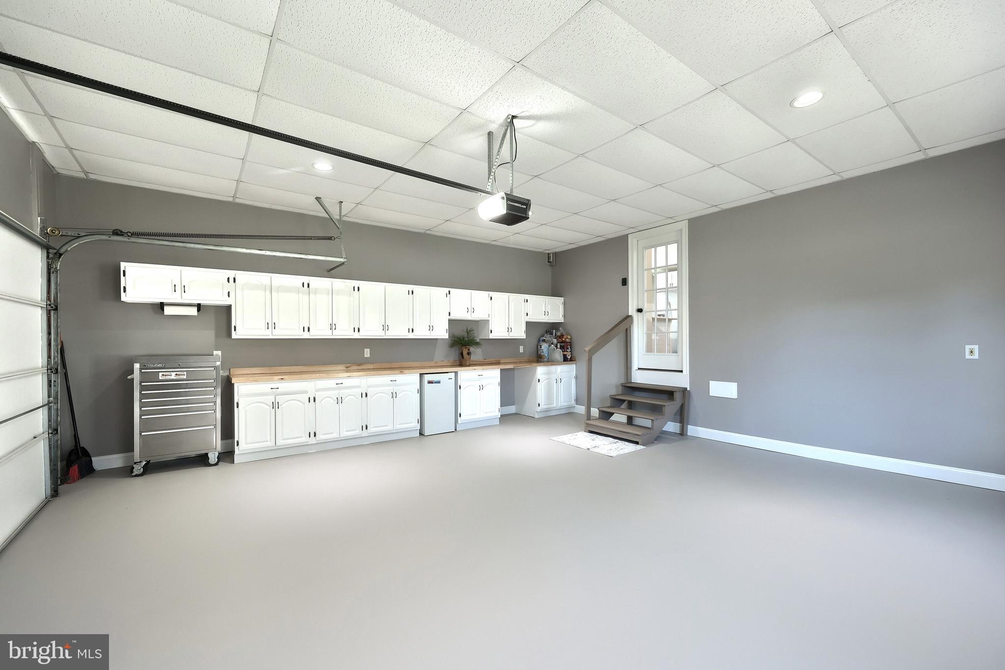 LAKE MEADE - Residential