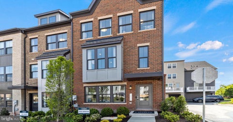 3601 STELLA BLUE DRIVE HYATTSVILLE MD 20782