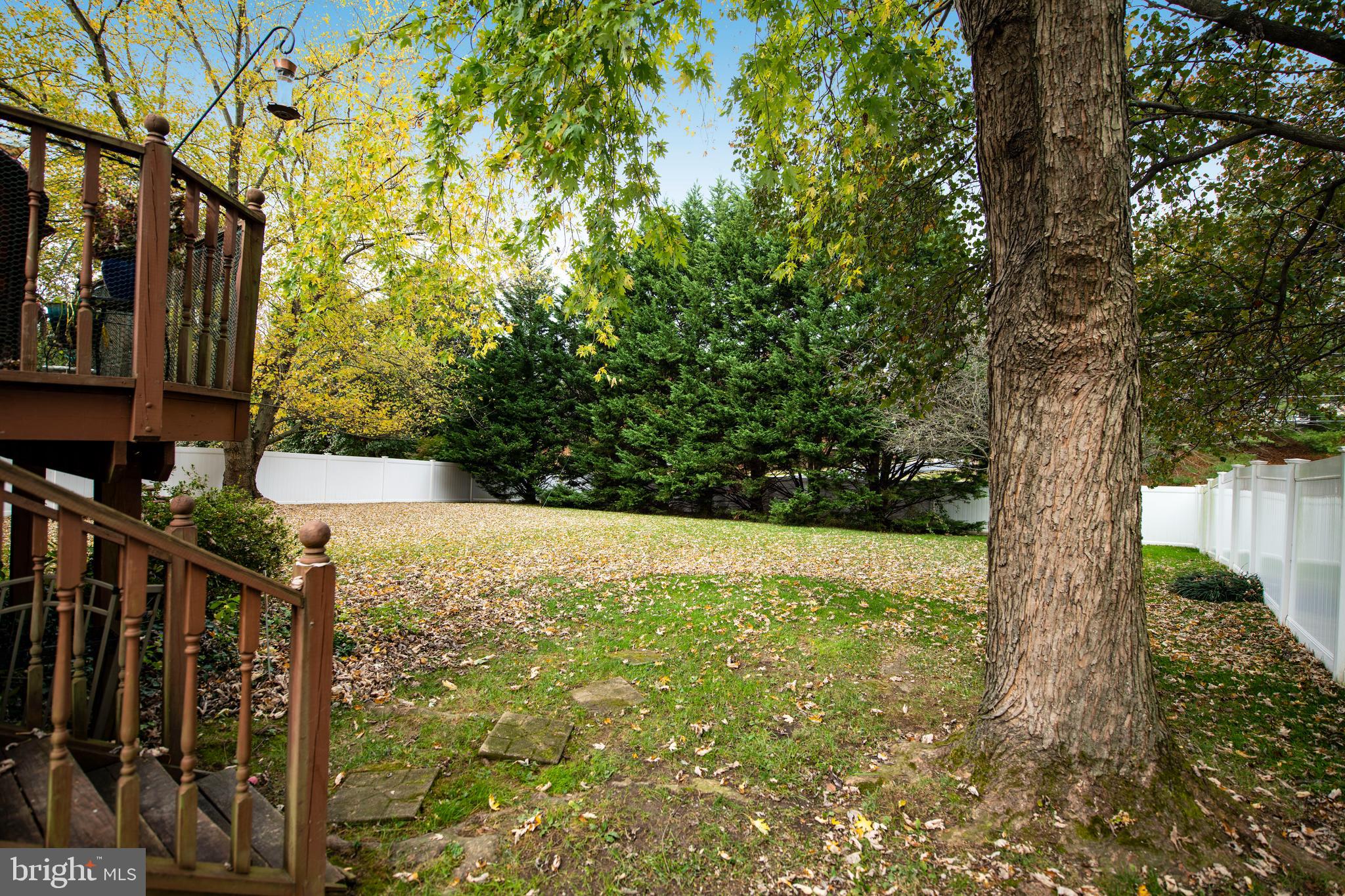 CONSTANT FRIENDSHIP - Residential