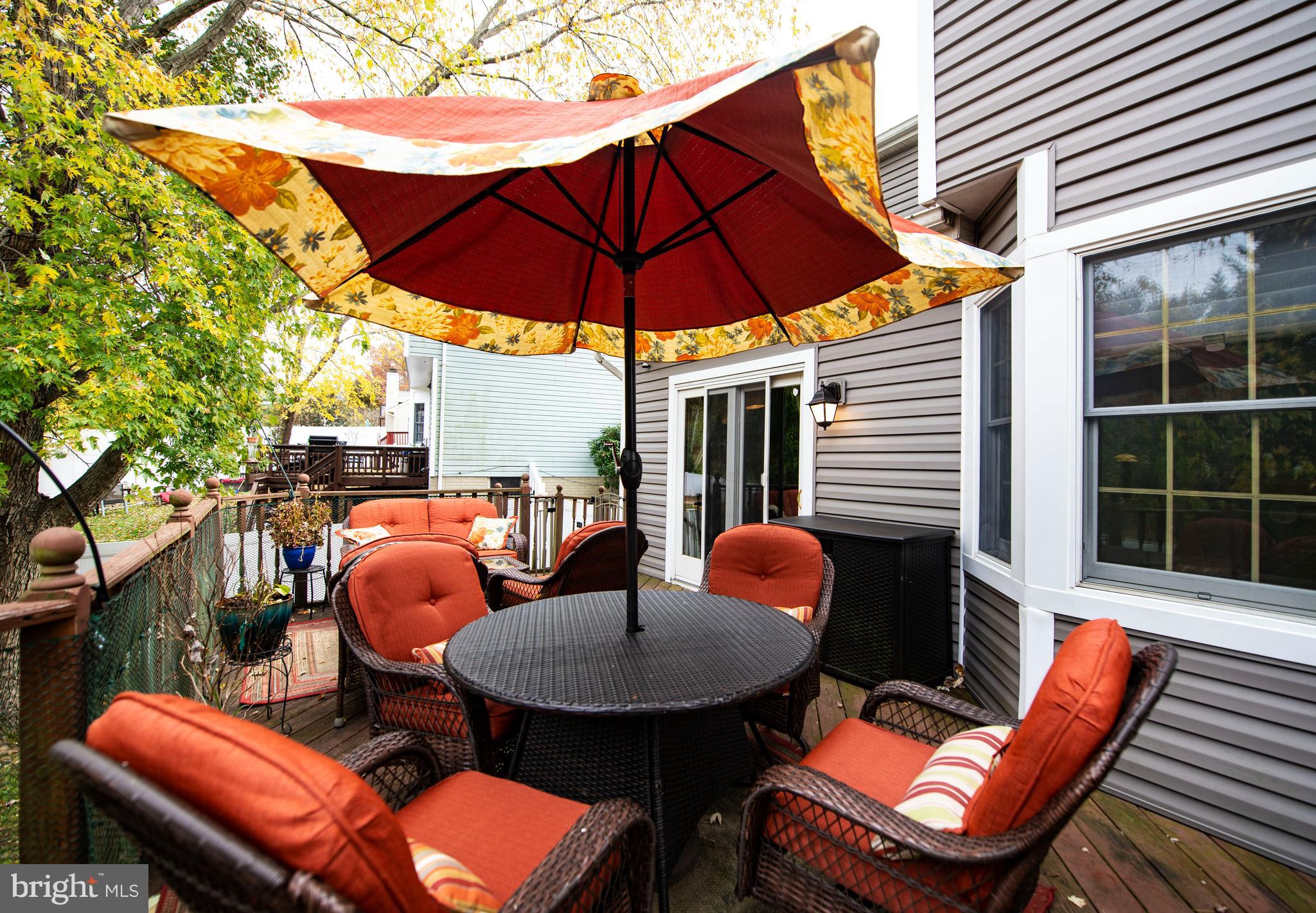 CONSTANT FRIENDSHIP - Residential