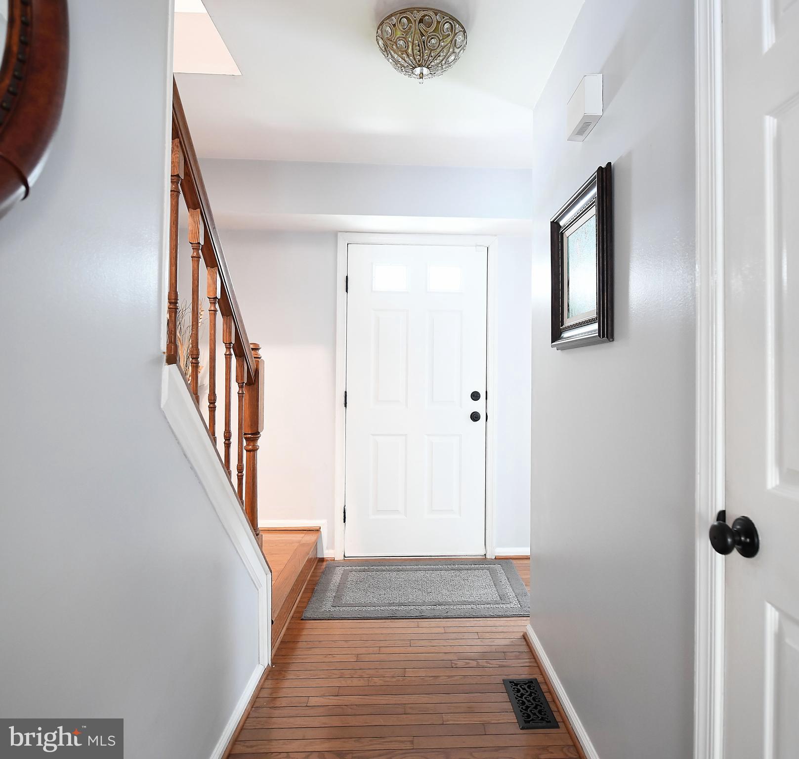 CONSTANT FRIENDSHIP - Residential