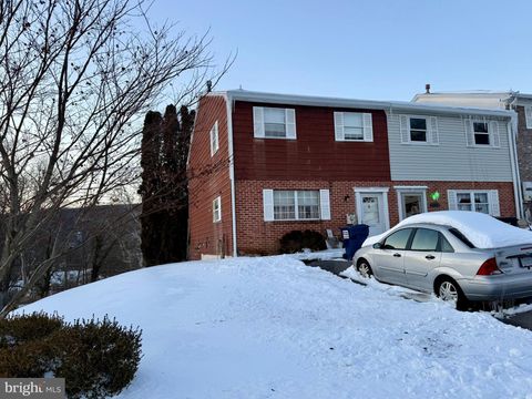 1223 DEER RUN READING PA 19606