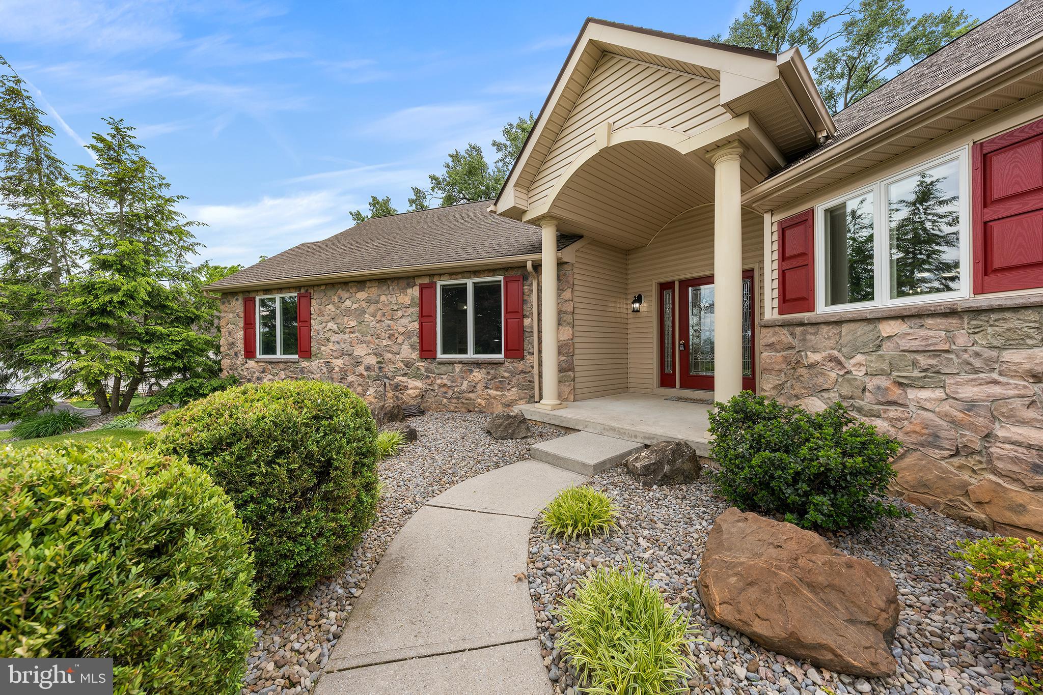 1223 MORNING STAR DRIVE