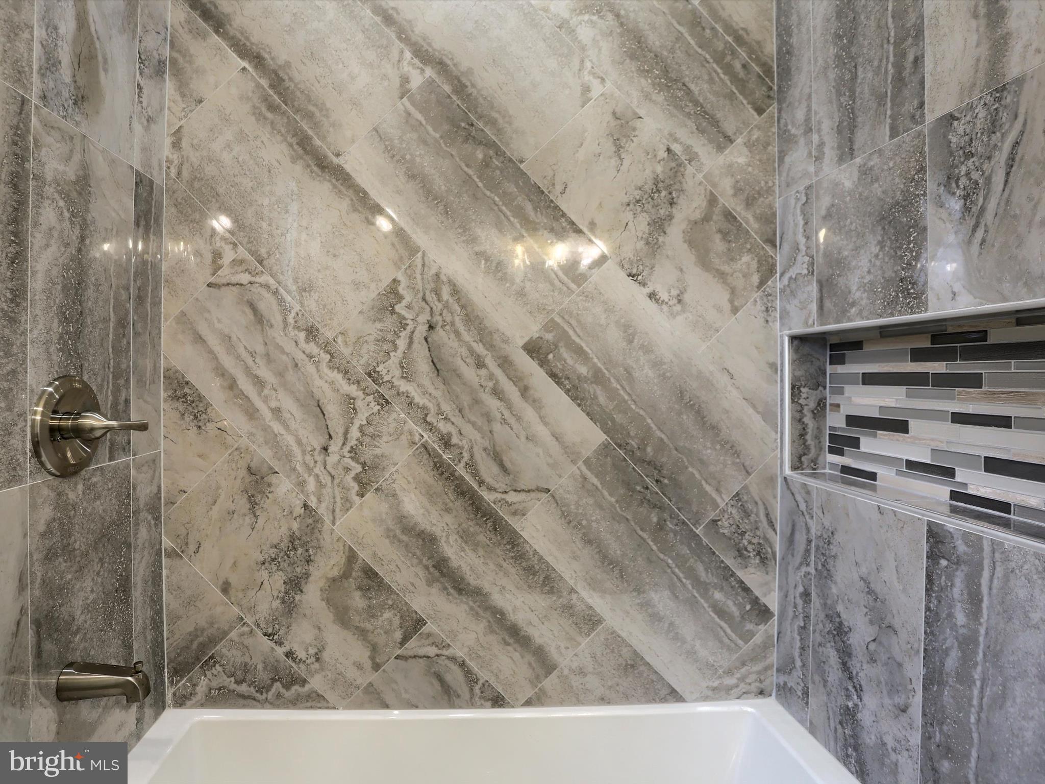 GRANTVILLE - Residential