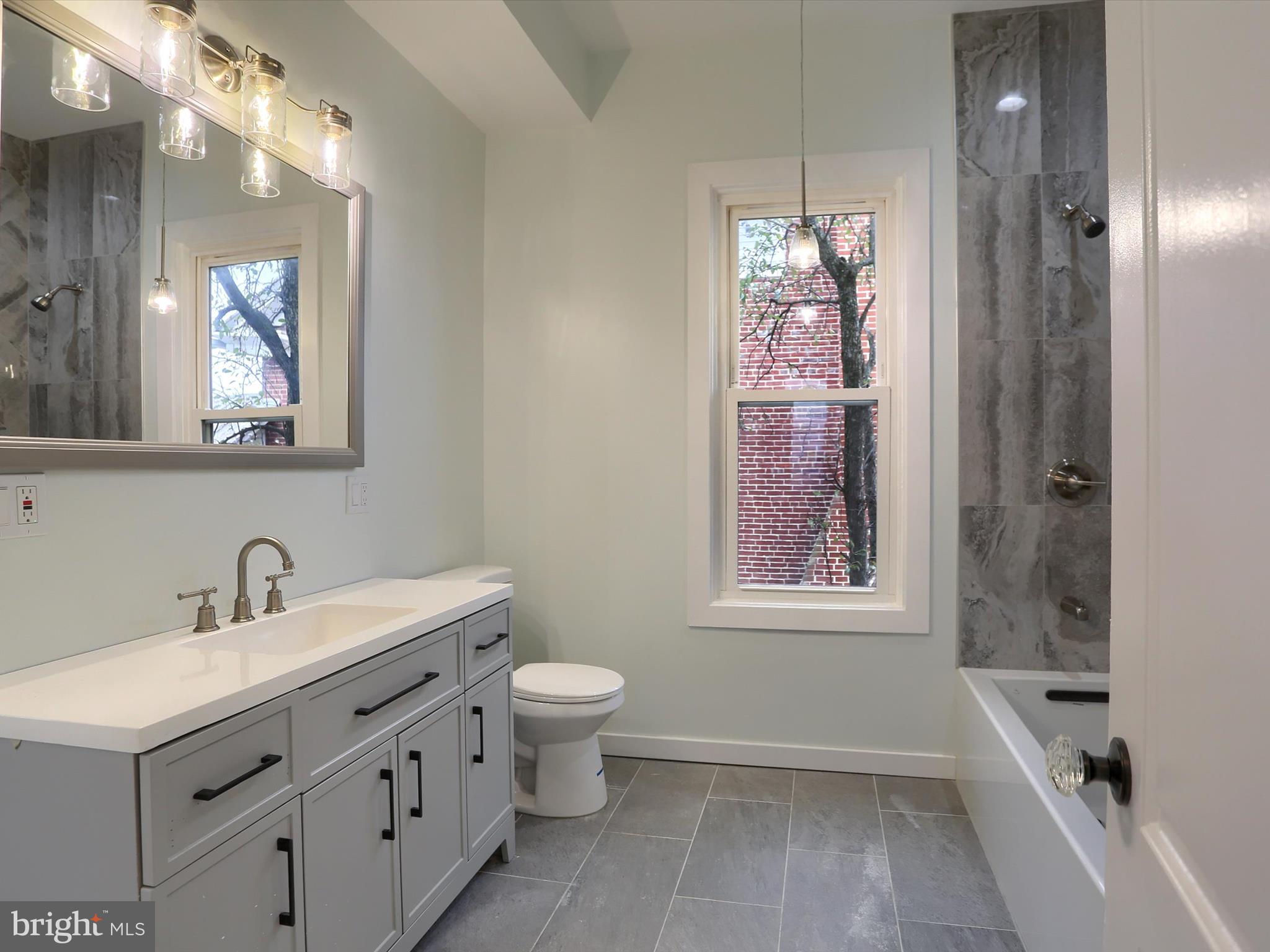 GRANTVILLE - Residential