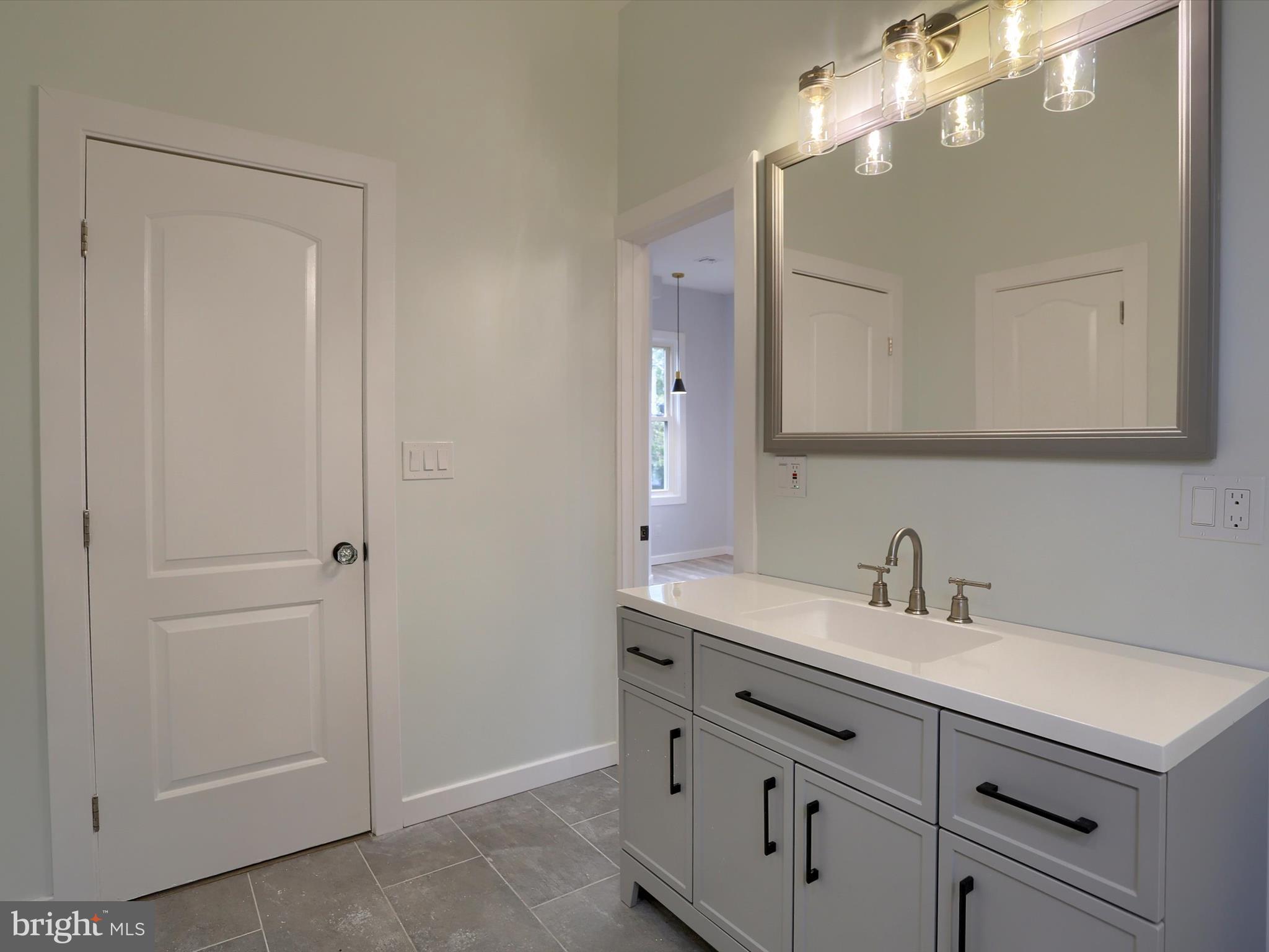 GRANTVILLE - Residential