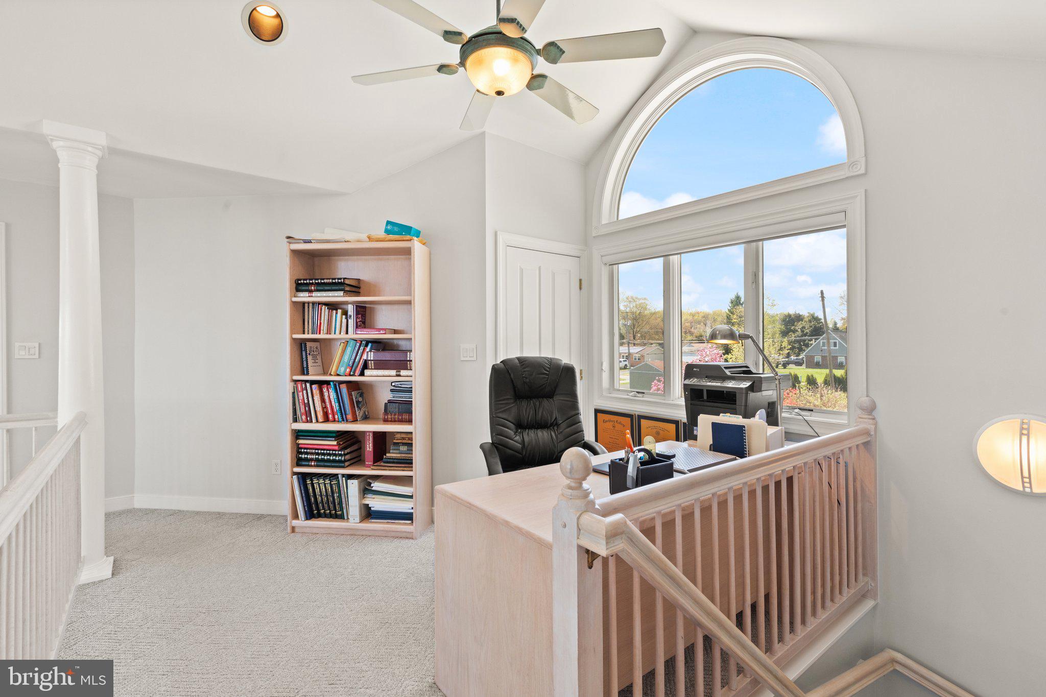 WILLOUGHBY BEACH - Residential