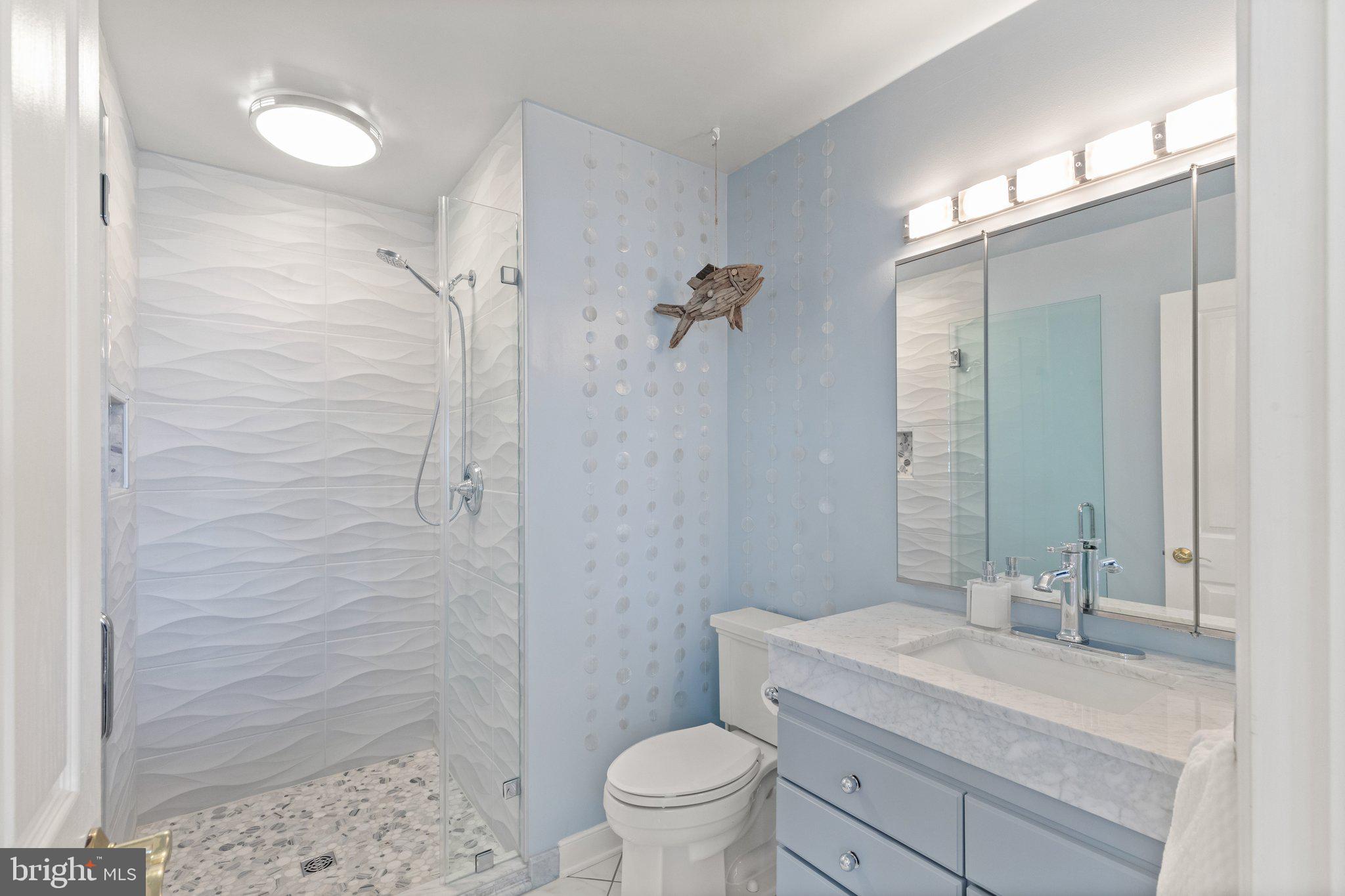 WILLOUGHBY BEACH - Residential