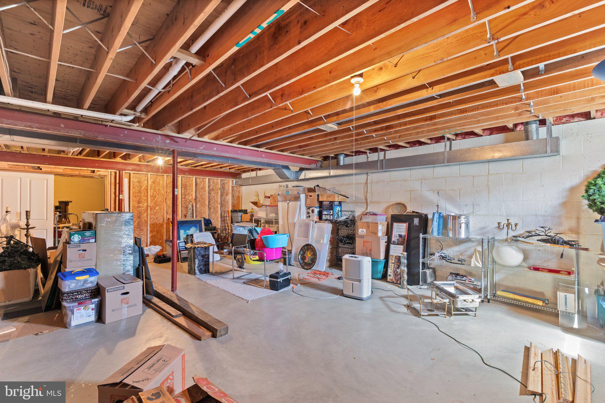 WILLOUGHBY BEACH - Residential