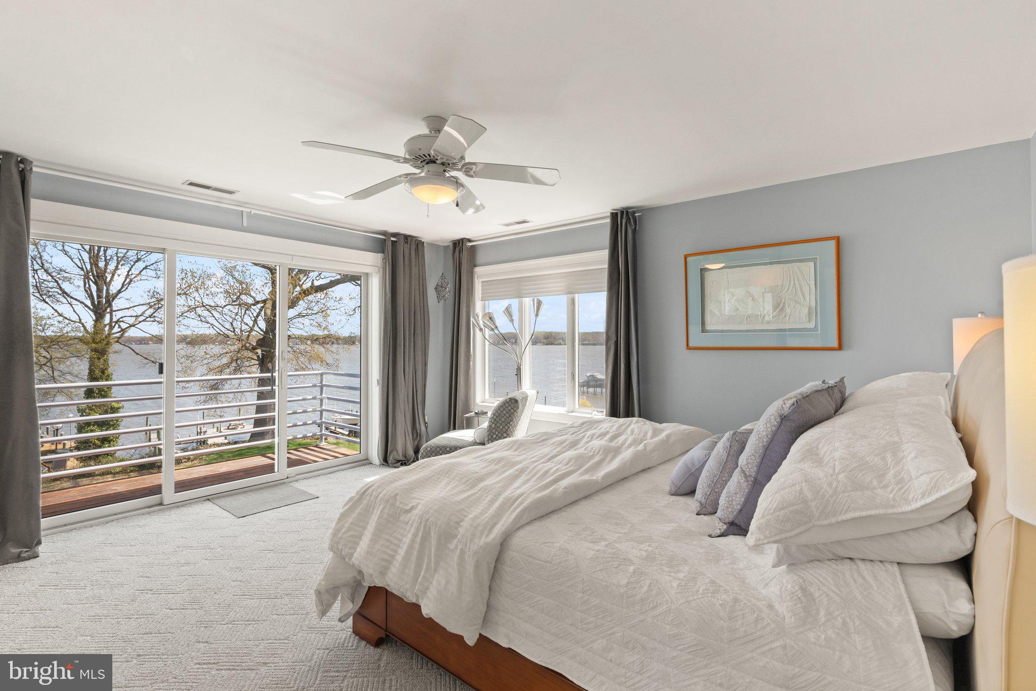 WILLOUGHBY BEACH - Residential