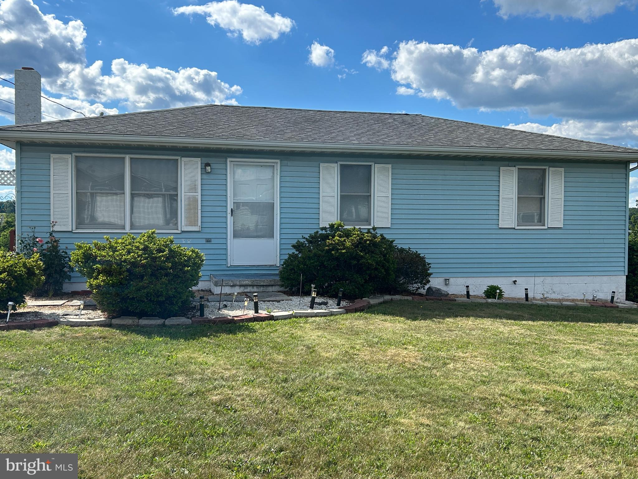 109 W RIDGE LOOP ROAD