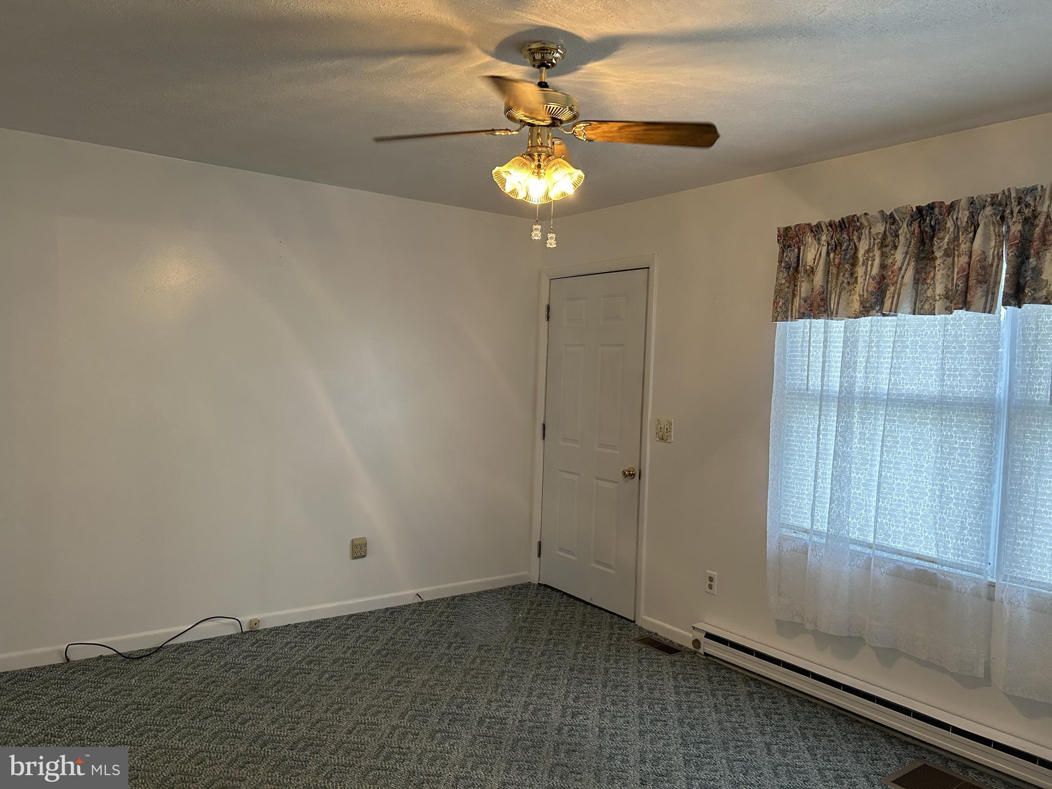 109 W RIDGE LOOP ROAD