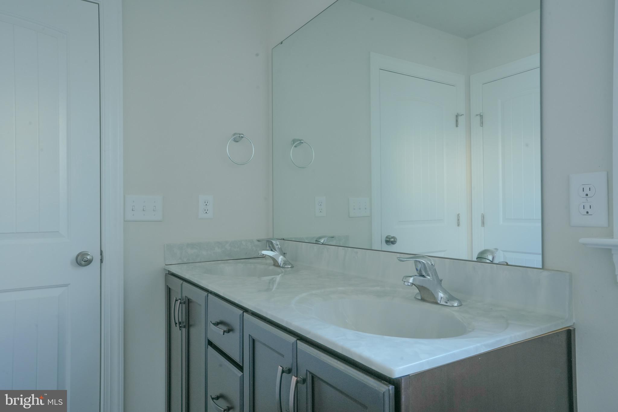 MILLWOOD HOMES AT BENNETT RUN - Residential