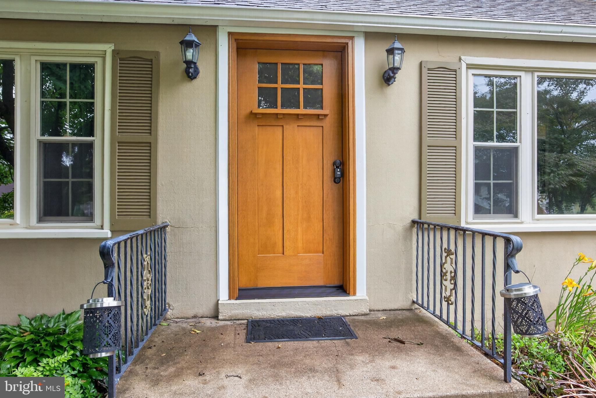 339 E LINFIELD TRAPPE ROAD