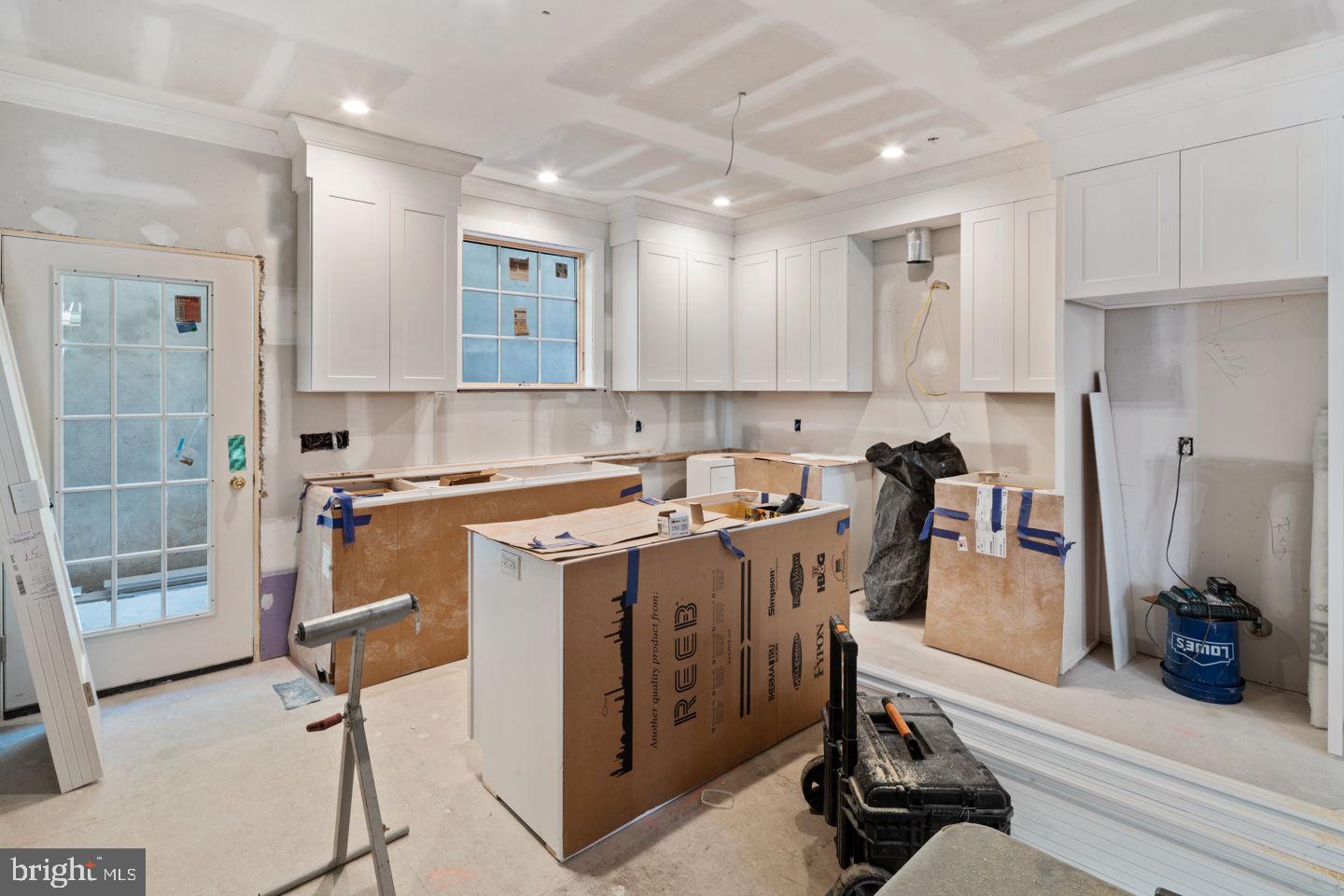 BELLA VISTA - Residential