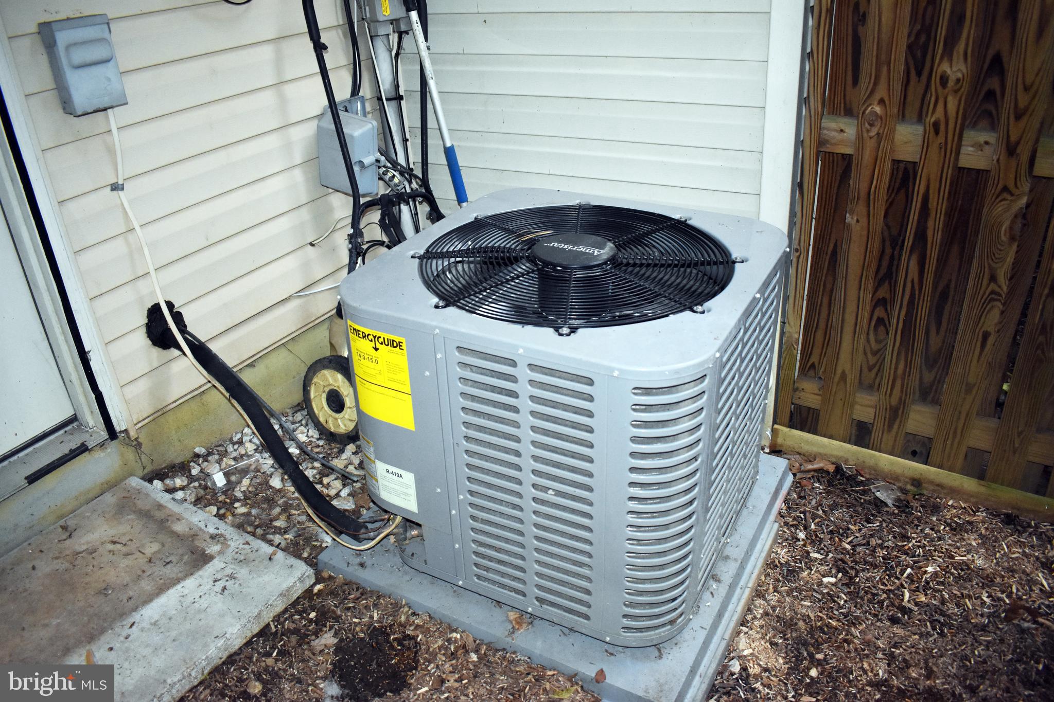 RIVERSIDE VILLAGES - Residential