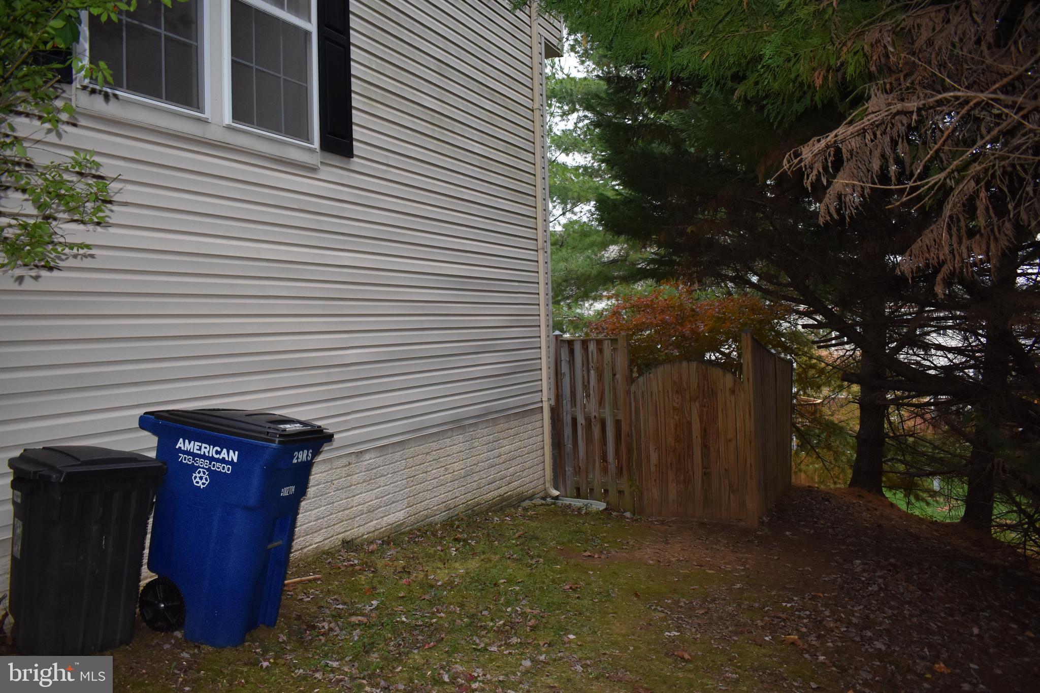 RIVERSIDE VILLAGES - Residential