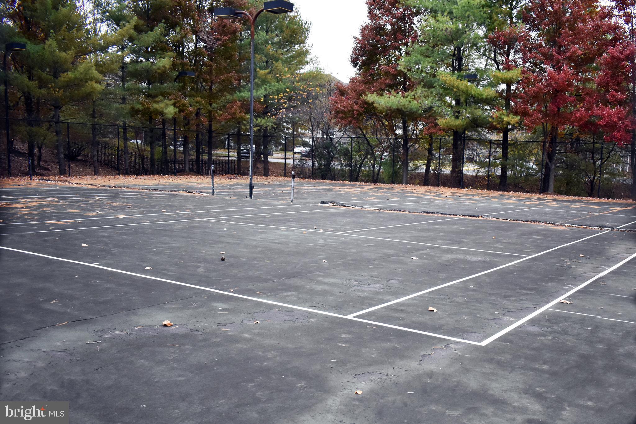 RIVERSIDE VILLAGES - Residential