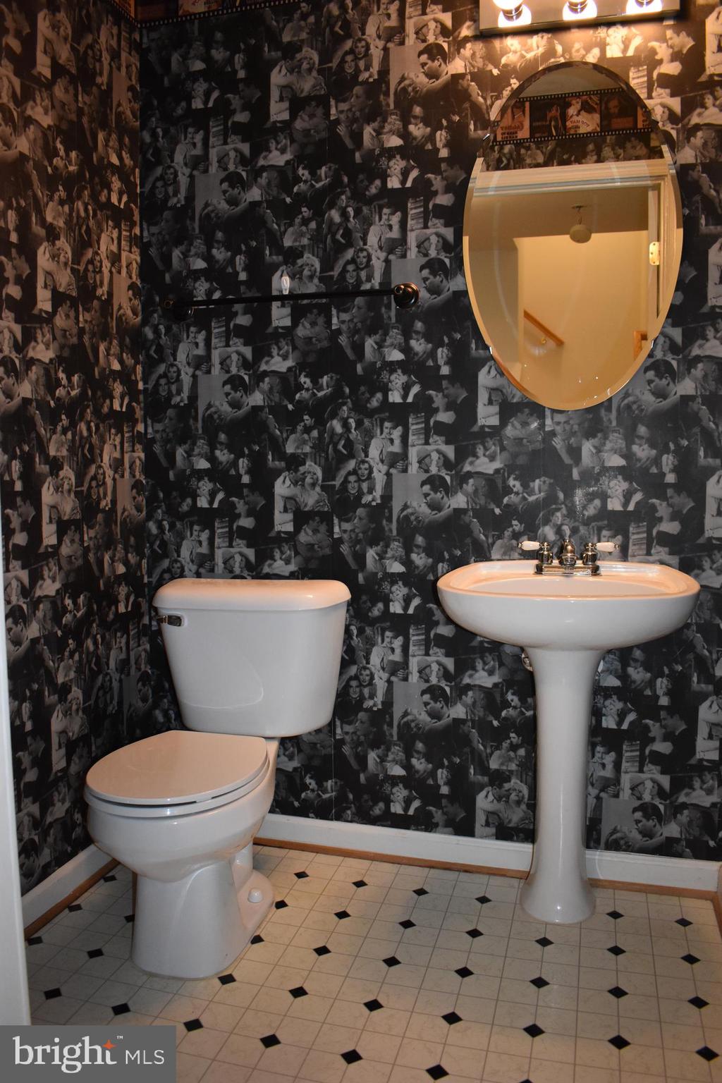 RIVERSIDE VILLAGES - Residential