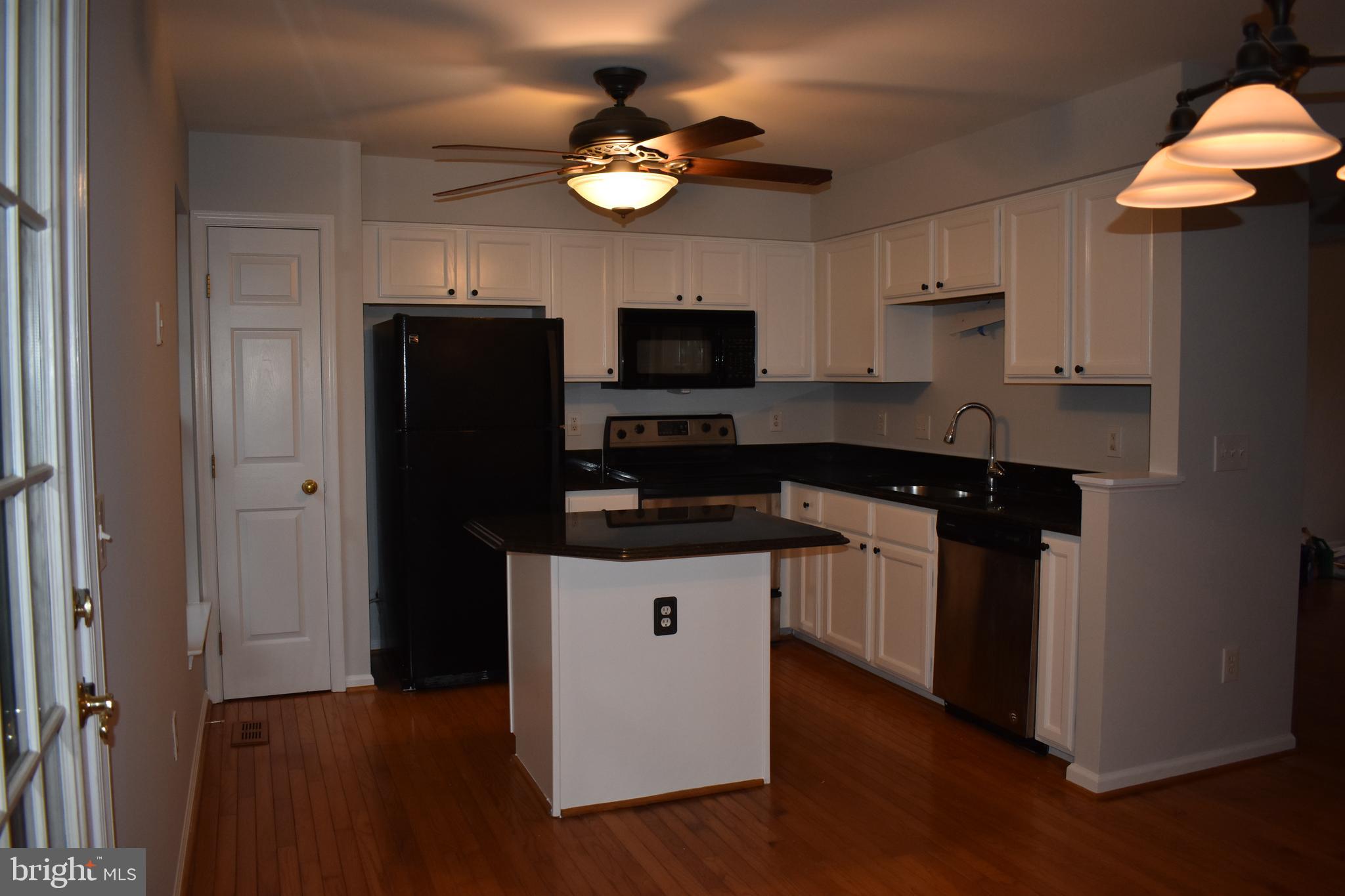 RIVERSIDE VILLAGES - Residential