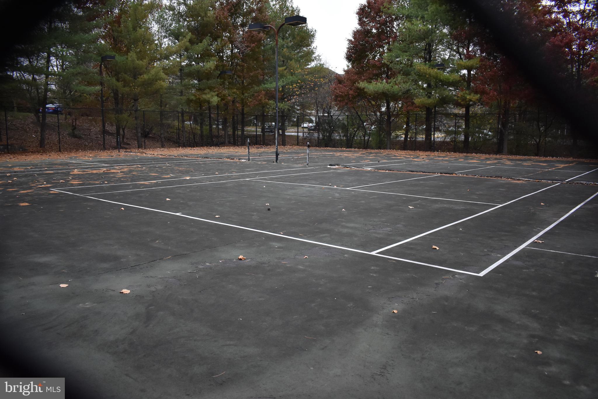 RIVERSIDE VILLAGES - Residential