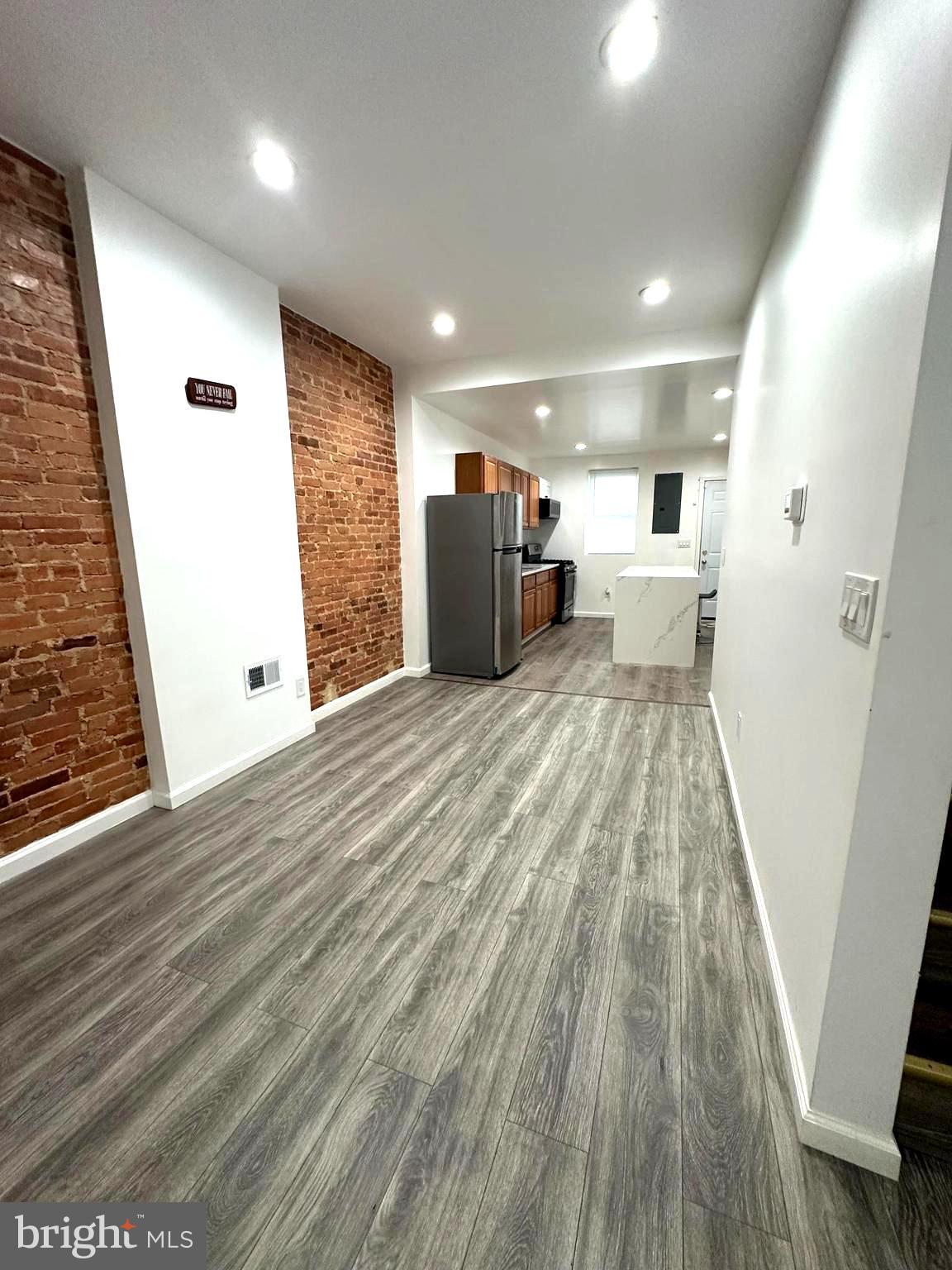 SAINT AGNES - Residential Lease