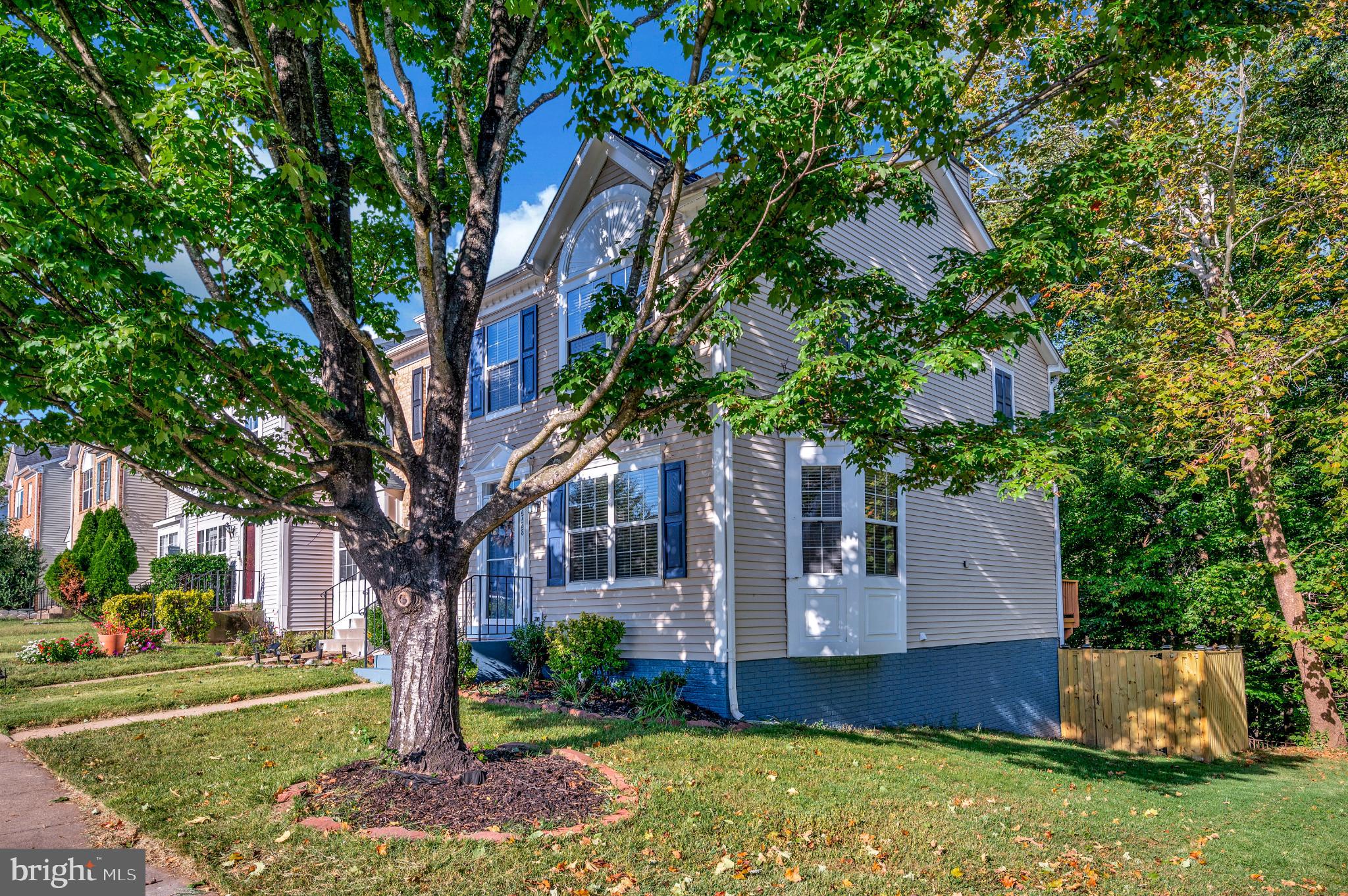 2728 BRIER POND CIRCLE
