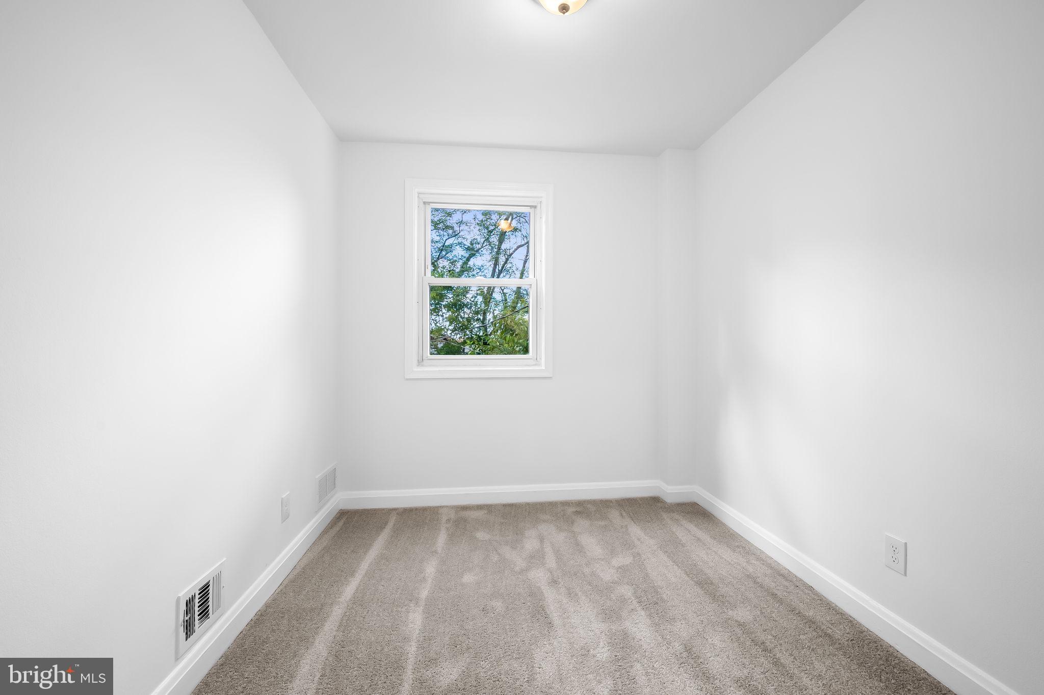 WEST EDMONDALE - Residential