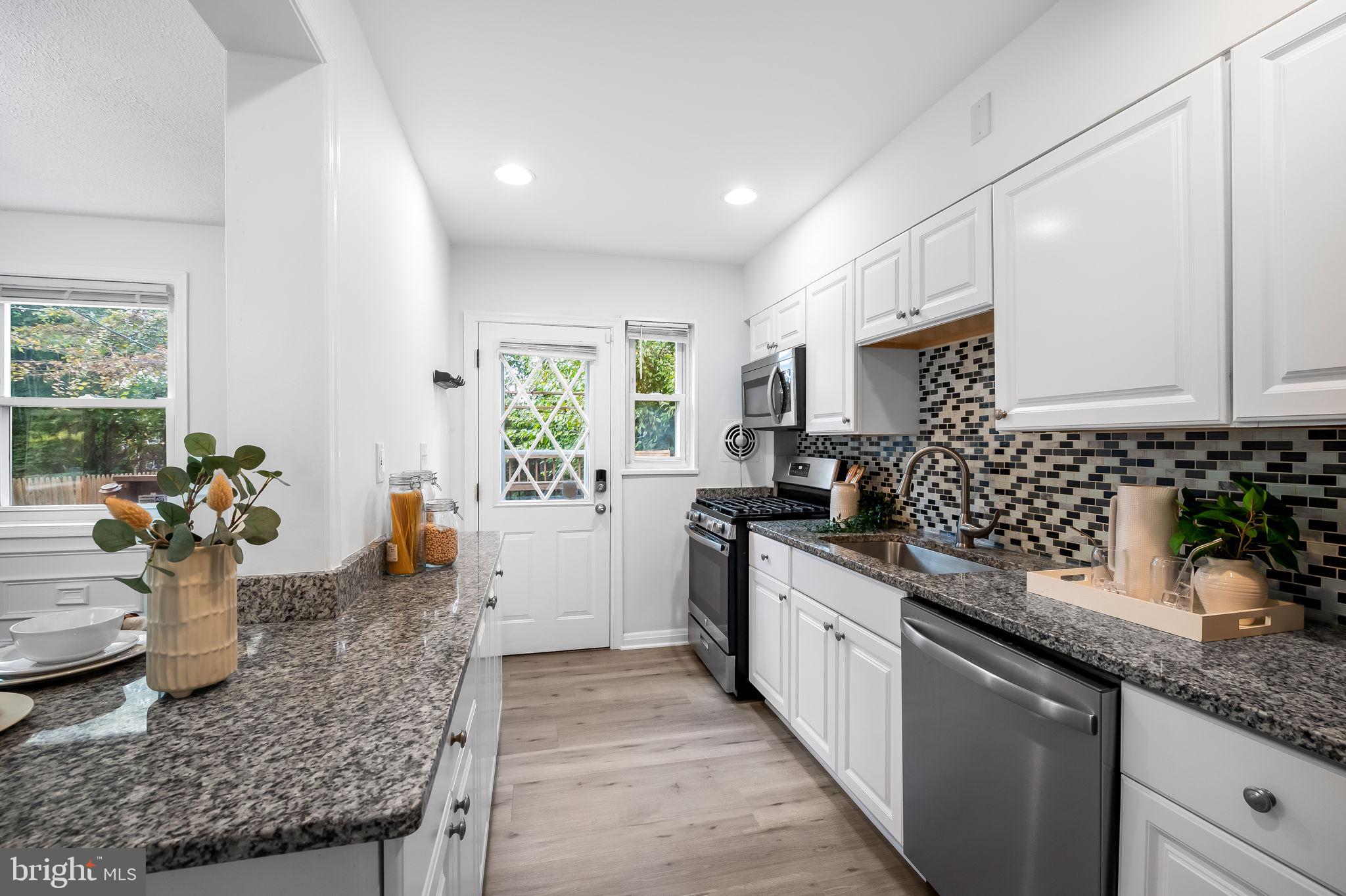 WEST EDMONDALE - Residential