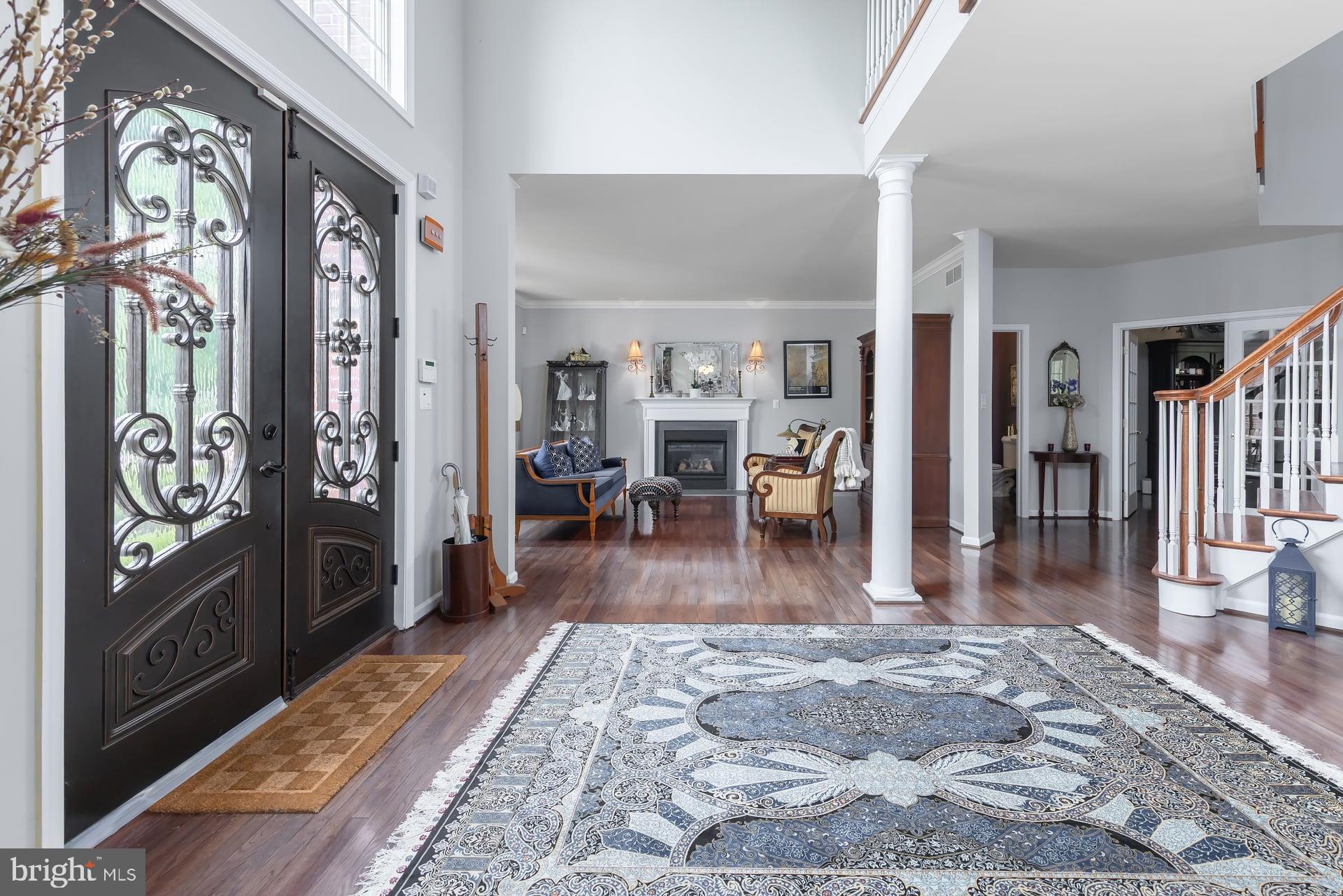 109 HILLTOP COURT