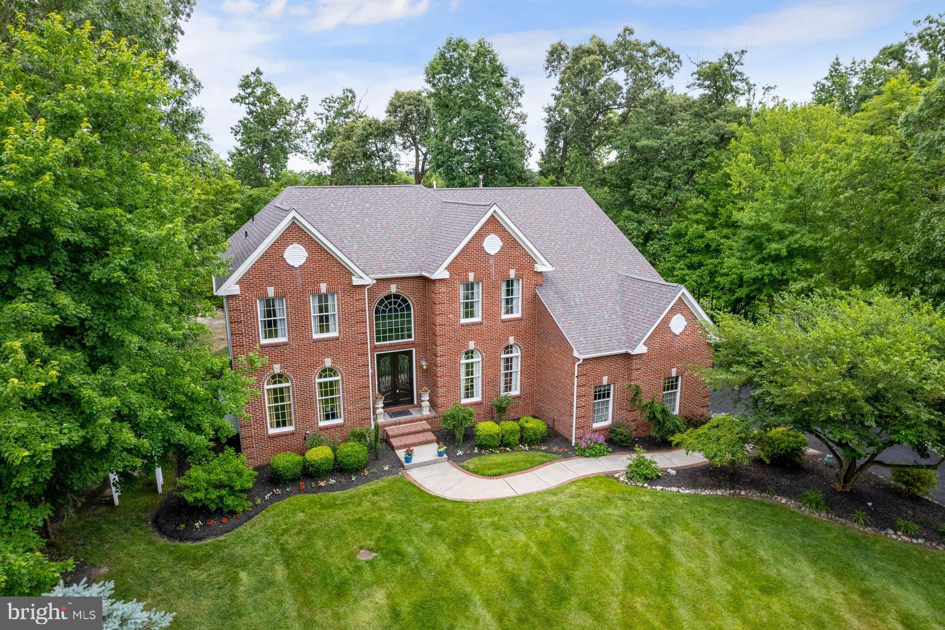 109 HILLTOP COURT