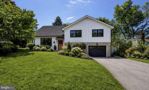 Photo of 710 Oxford Road, BALA CYNWYD, PA 19004 (MLS # PAMC2192892)