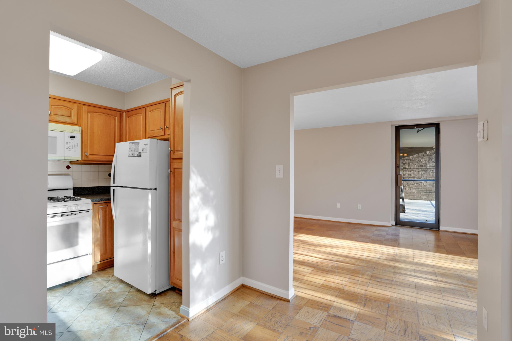 SILVER SPRING - Residential Lease