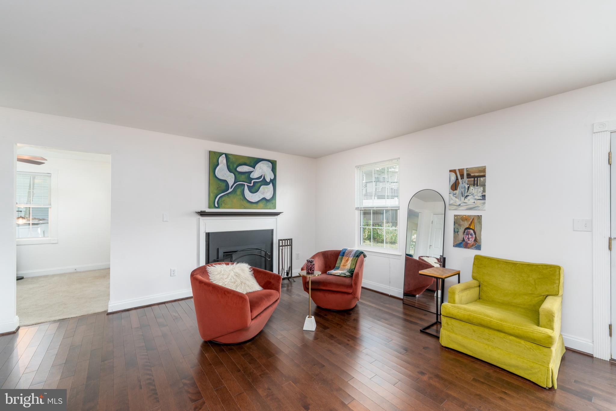 QUEENS PARK - Residential