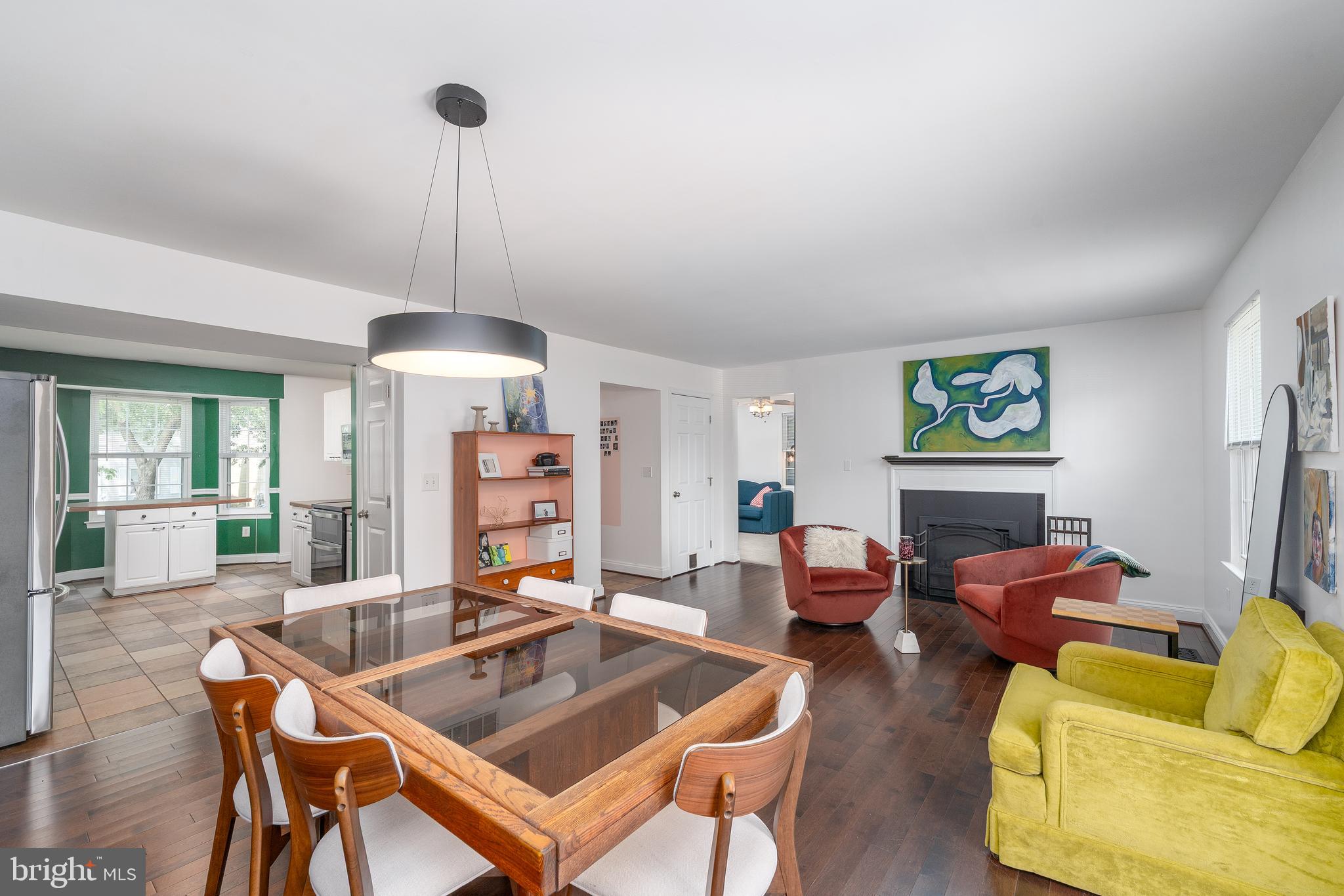 QUEENS PARK - Residential