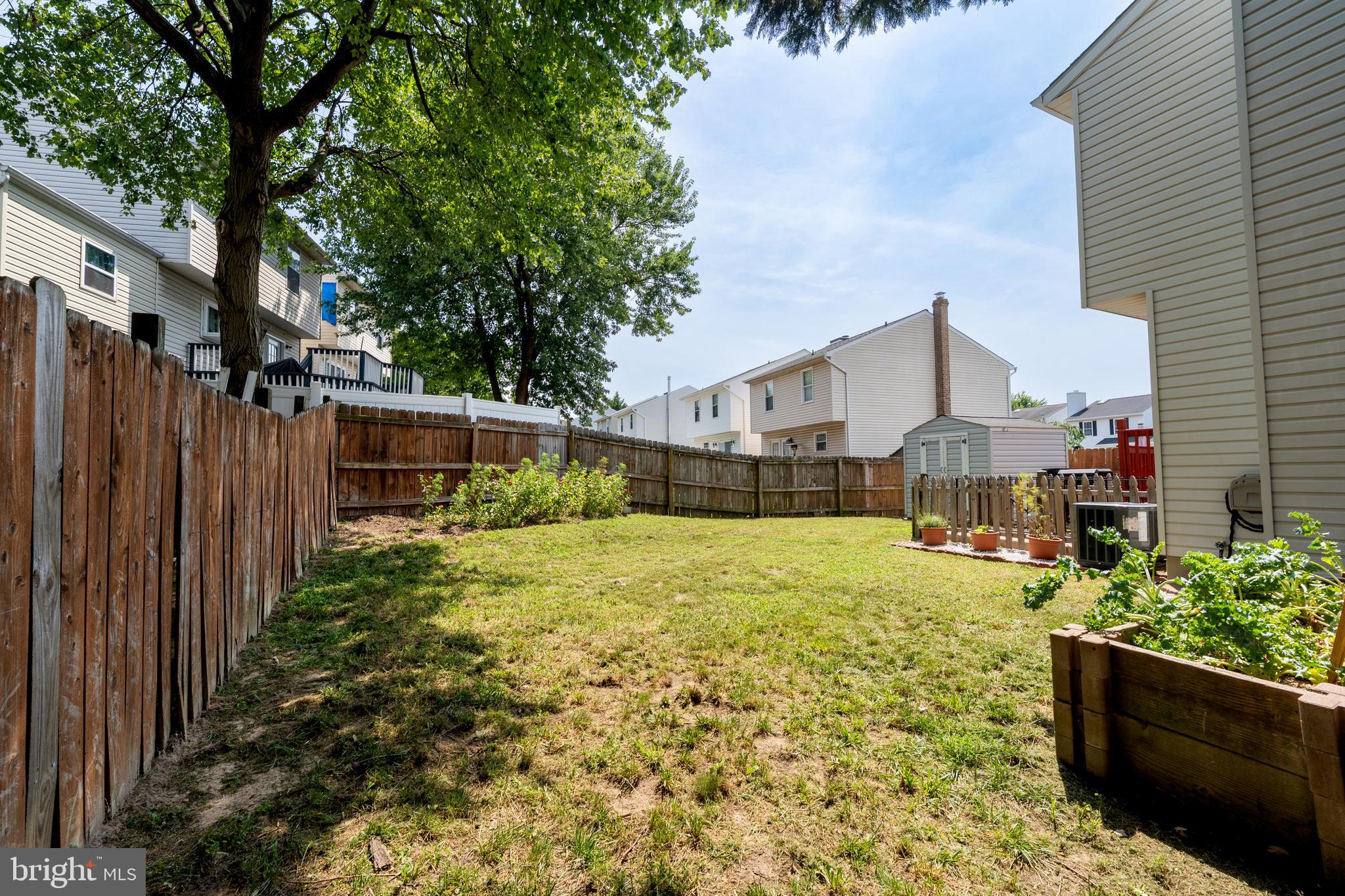 QUEENS PARK - Residential