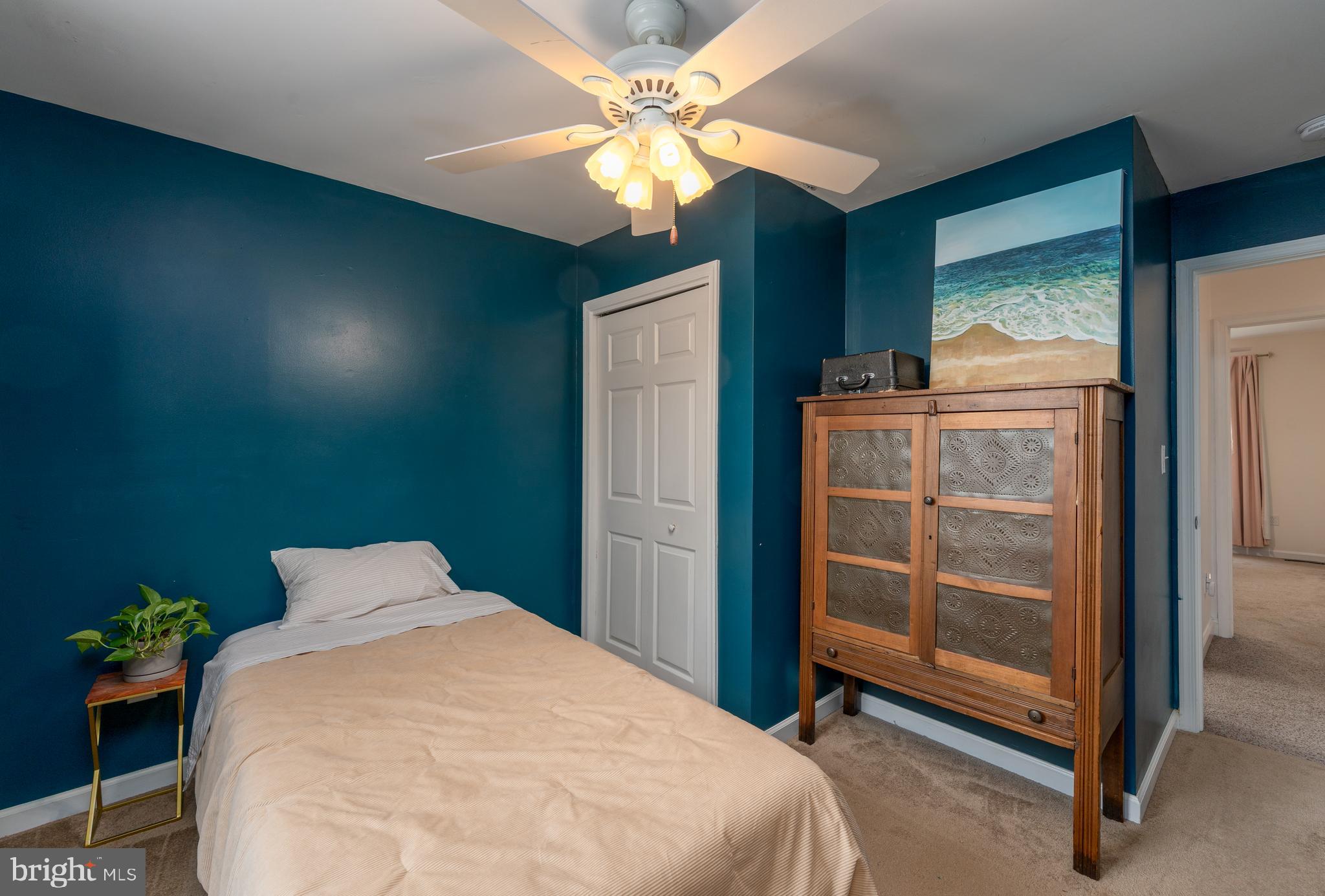 QUEENS PARK - Residential