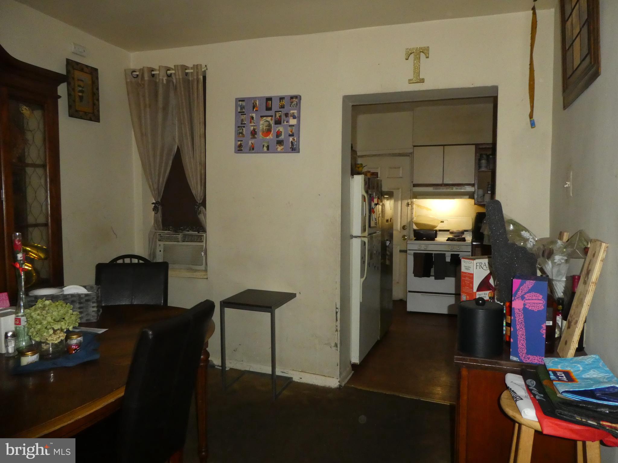 1918 S BONSALL STREET