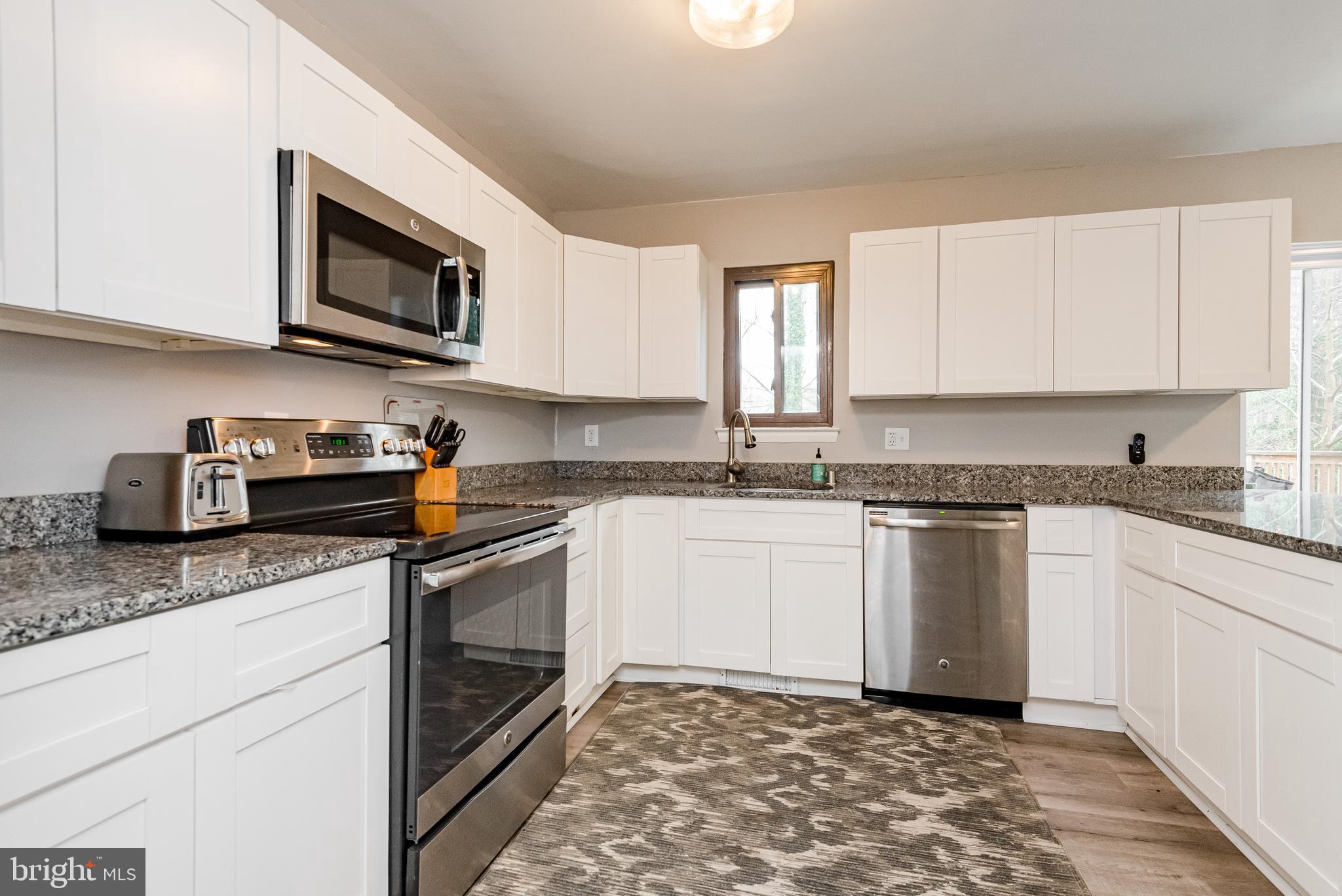 KIMBERLY WOODS VILLAGE - Residential